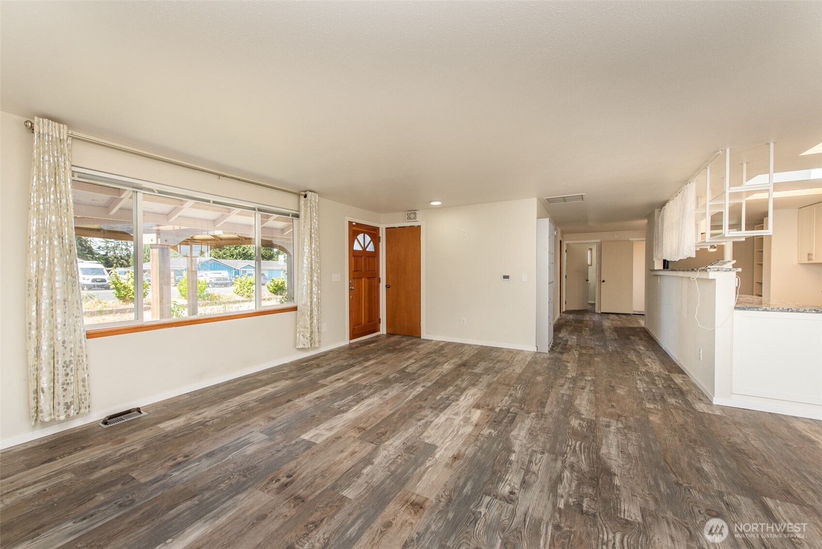 20 Elizabeth Lane Property Photo 13