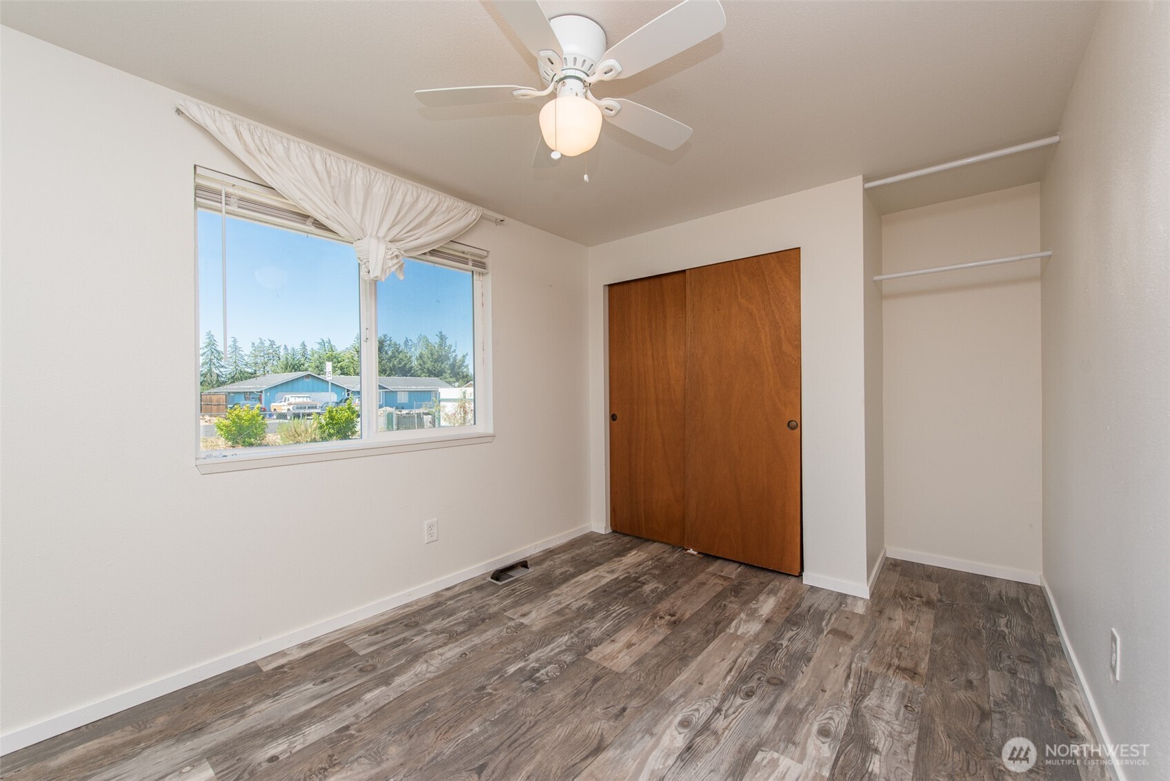 20 Elizabeth Lane Property Photo 14