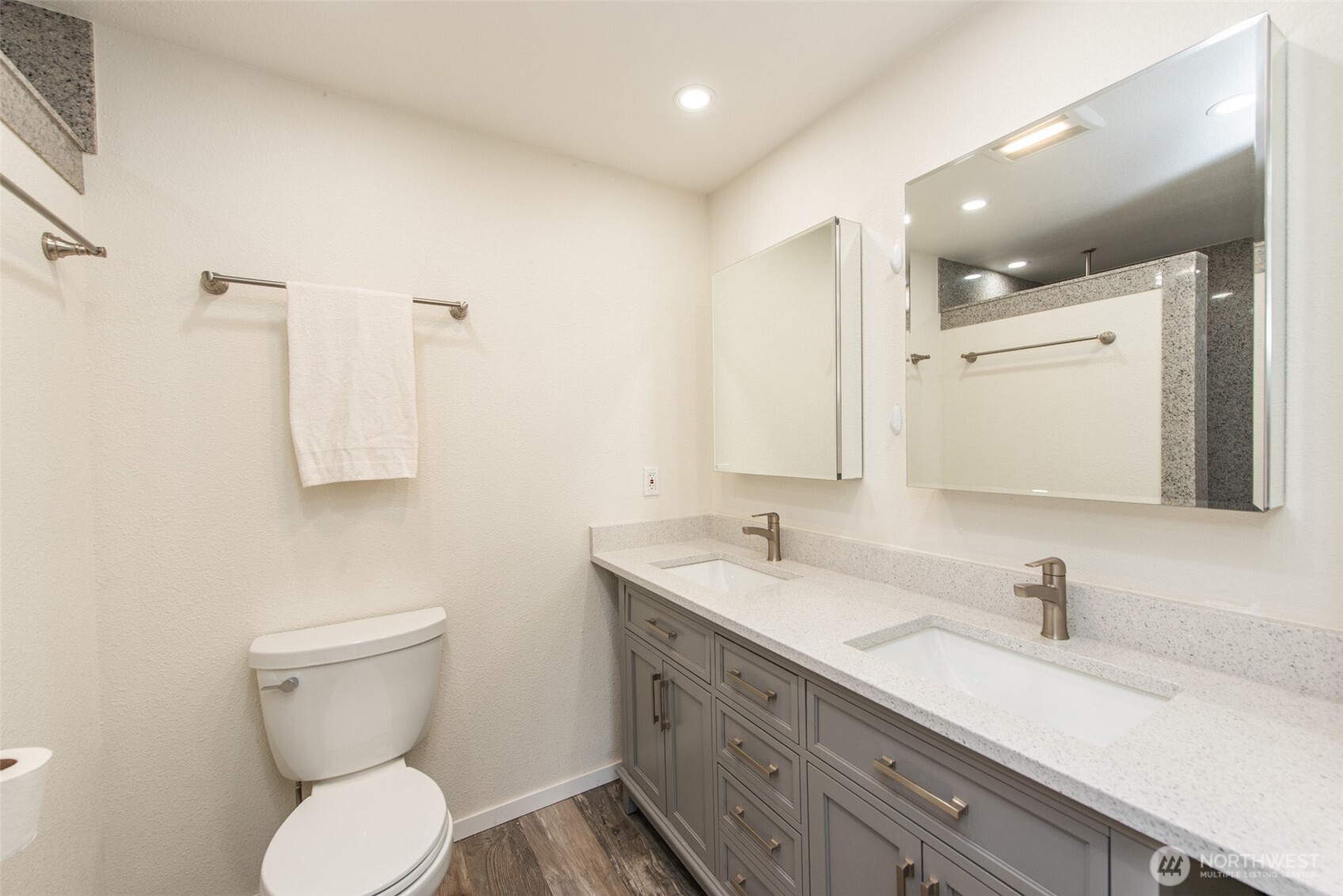 20 Elizabeth Lane Property Photo 17