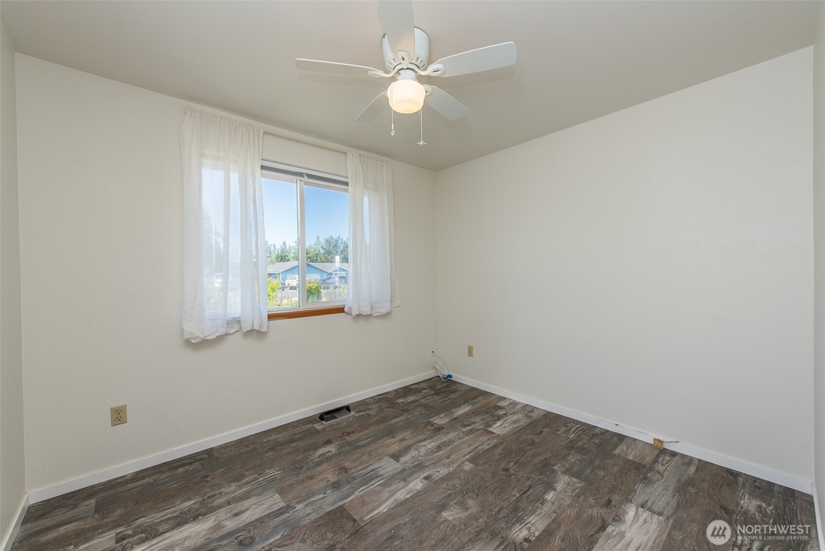 20 Elizabeth Lane Property Photo 21