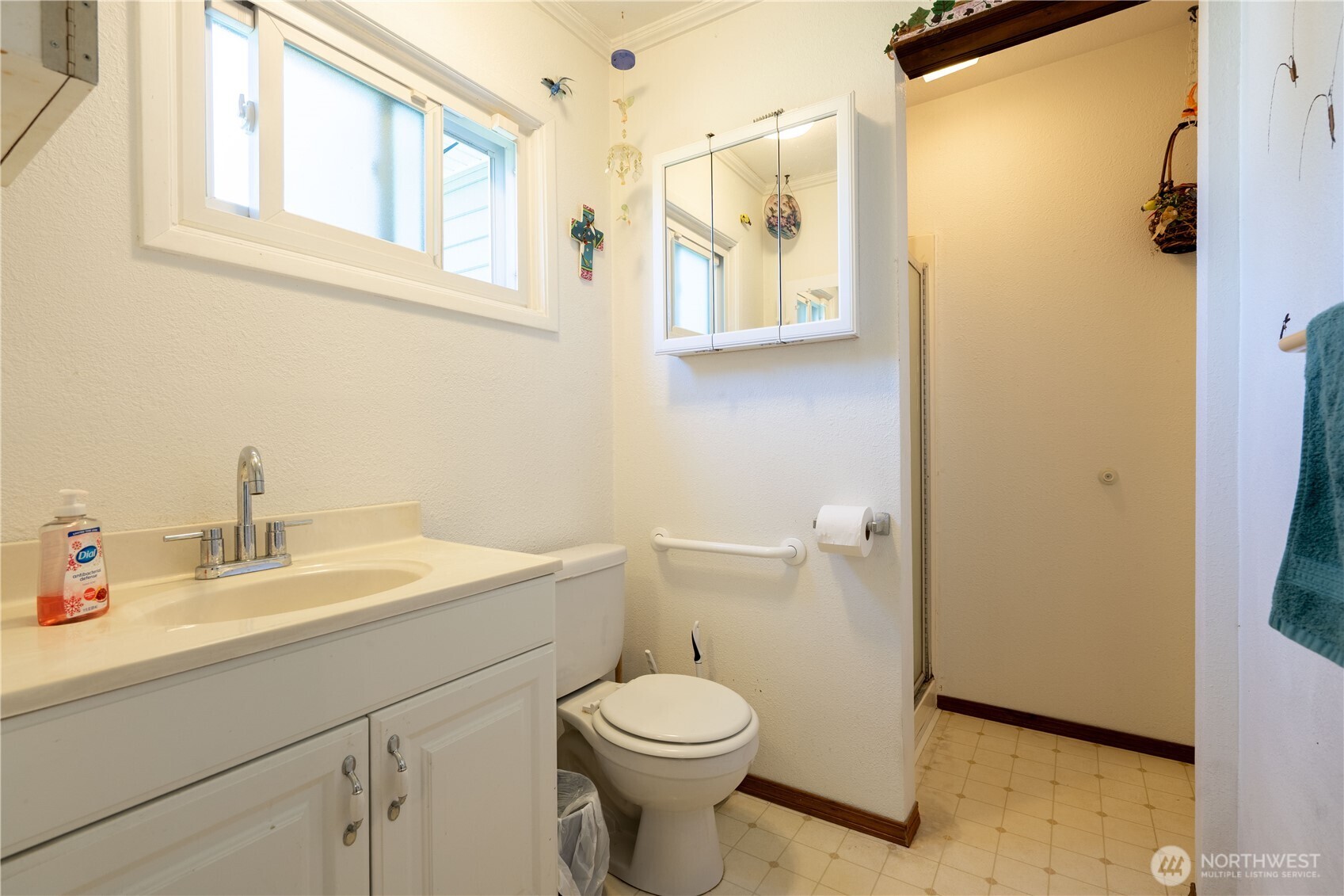 456 E Street Property Photo 20