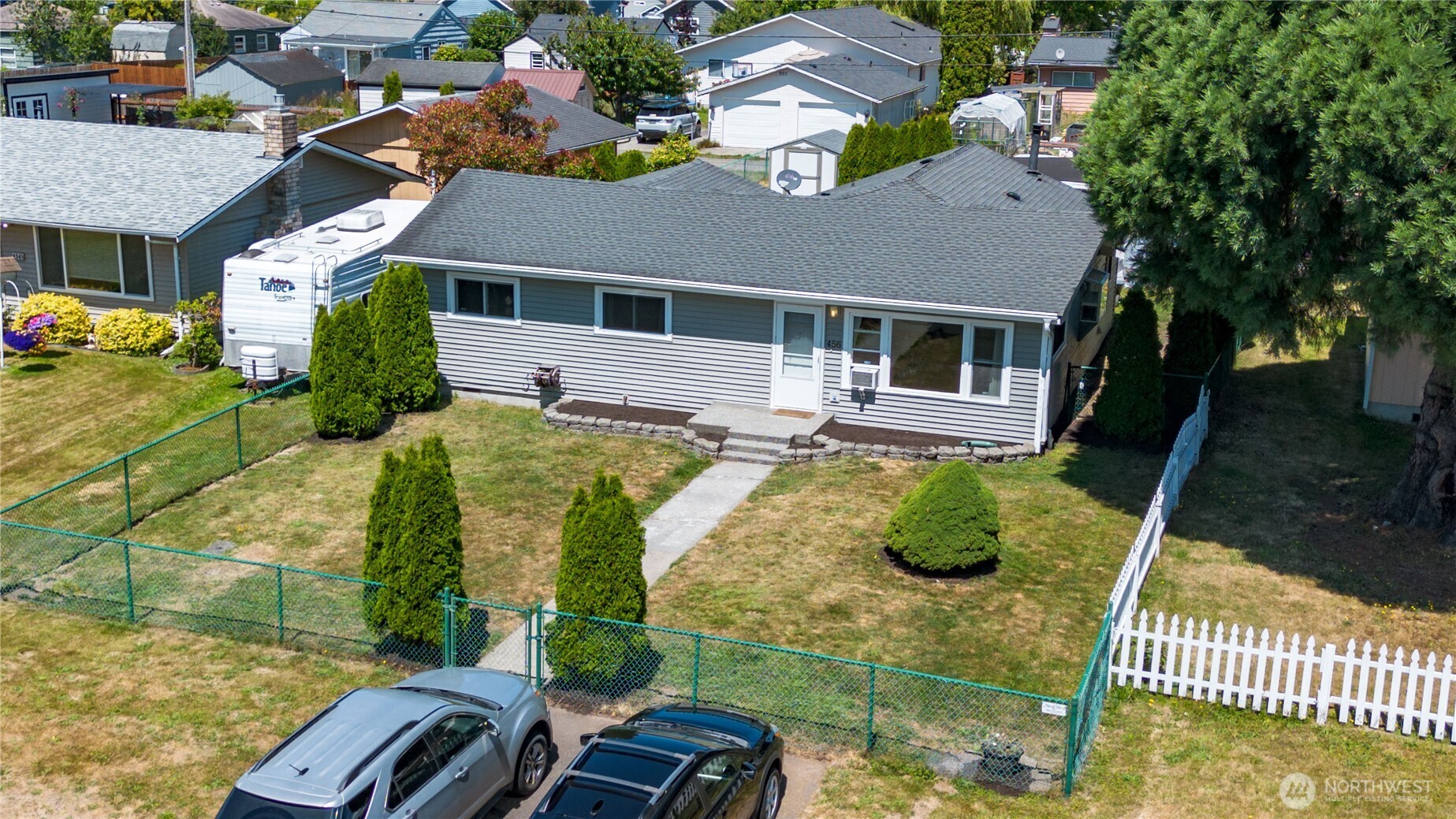 456 E Street Property Photo 30