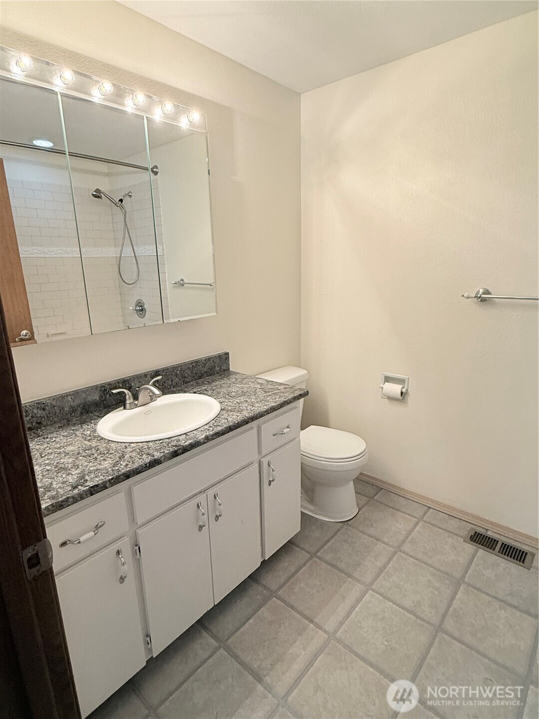5010 84th Avenue Property Photo 20