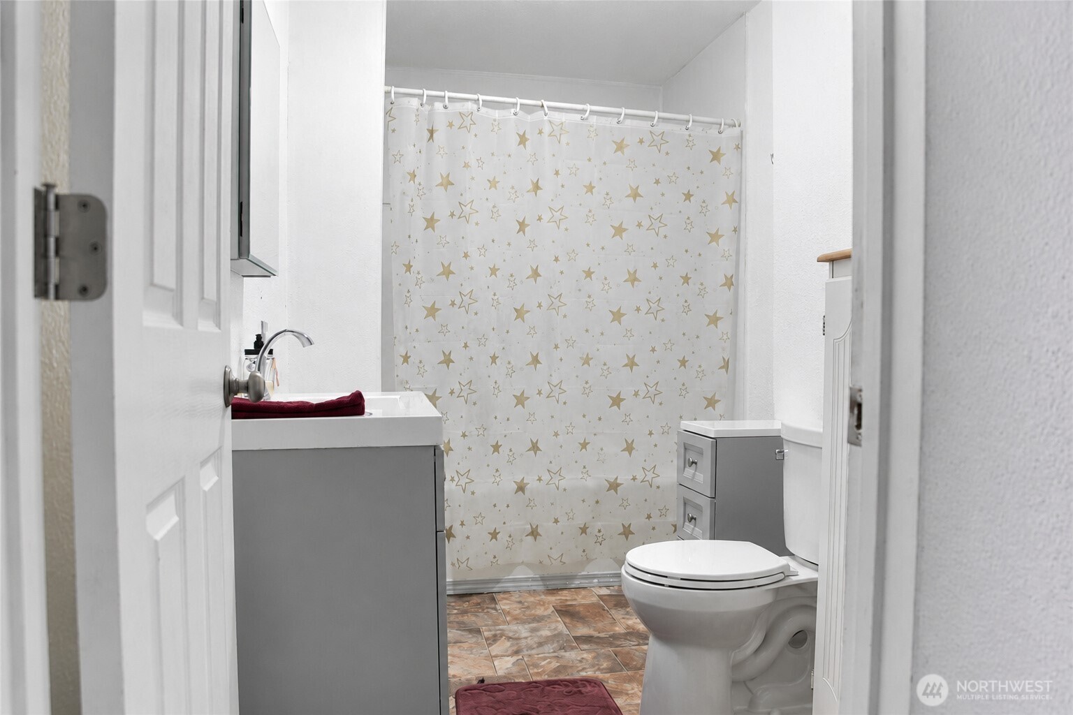 699 State Route 7 Property Photo 5