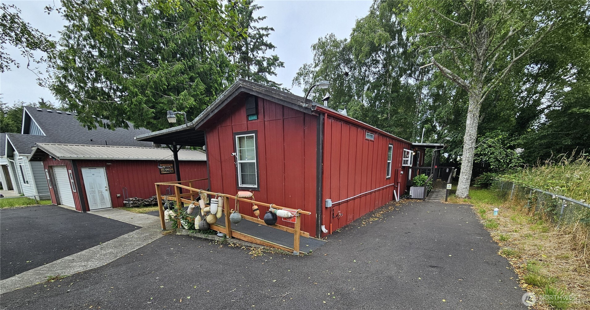 2707 240th Place Property Photo 2