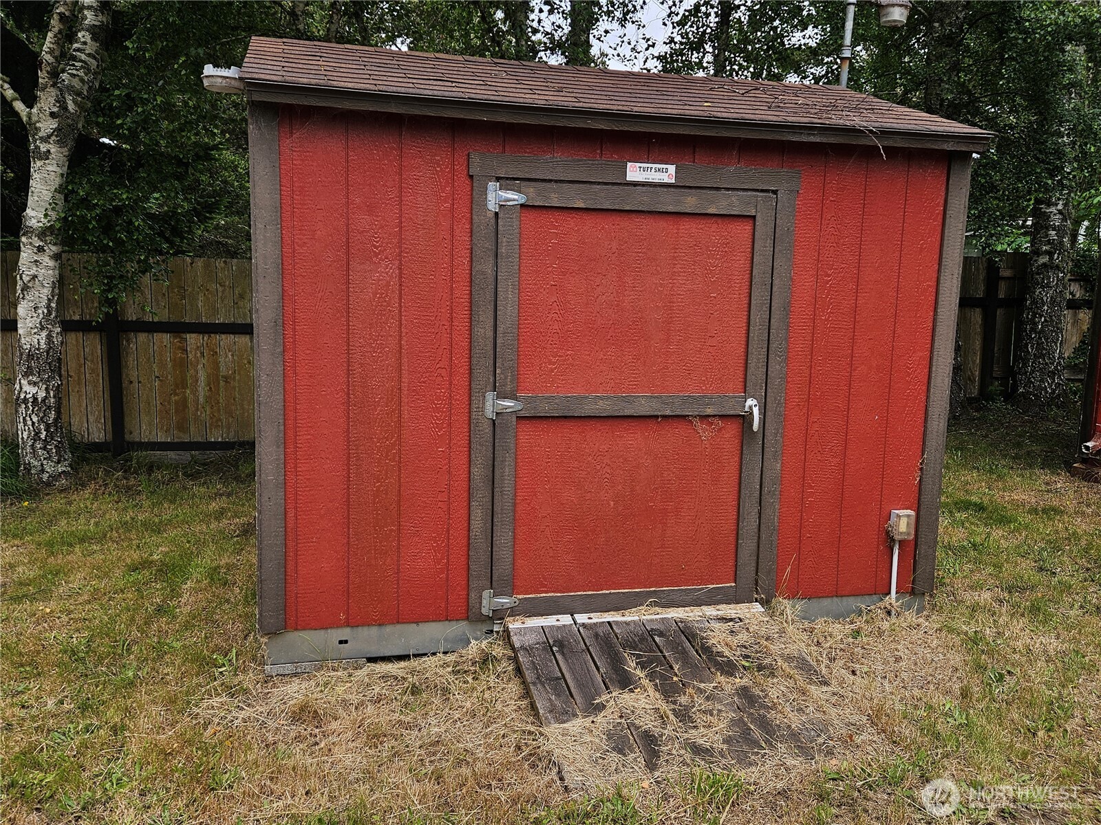 2707 240th Place Property Photo 11