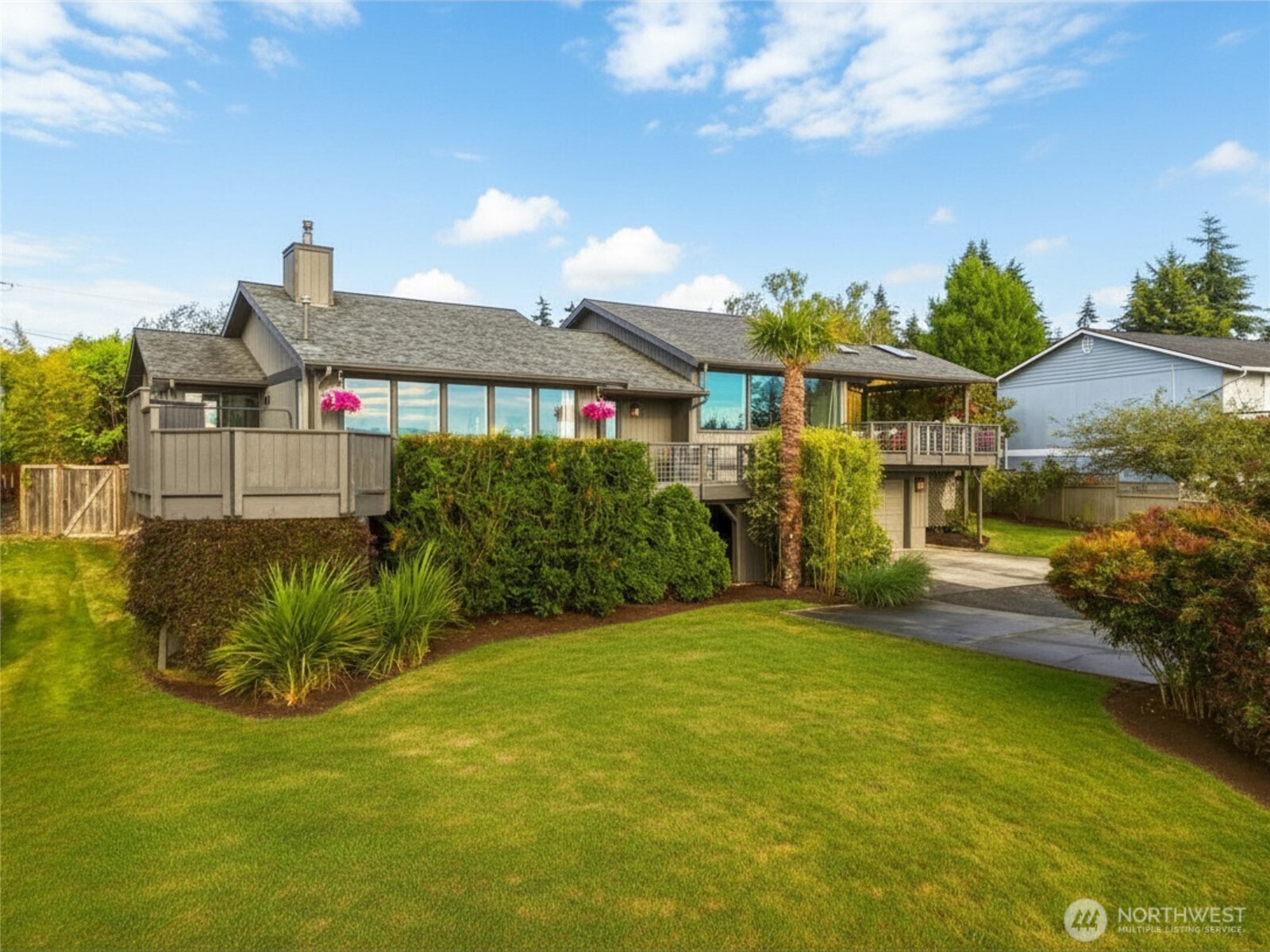 6179 Blue Haven Way Property Photo 3