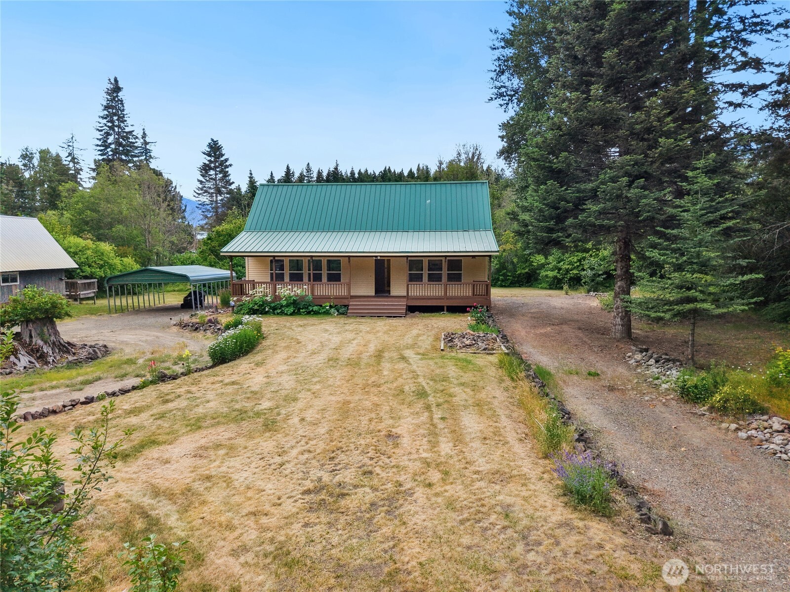 230 Shady Glen Drive Property Photo 4