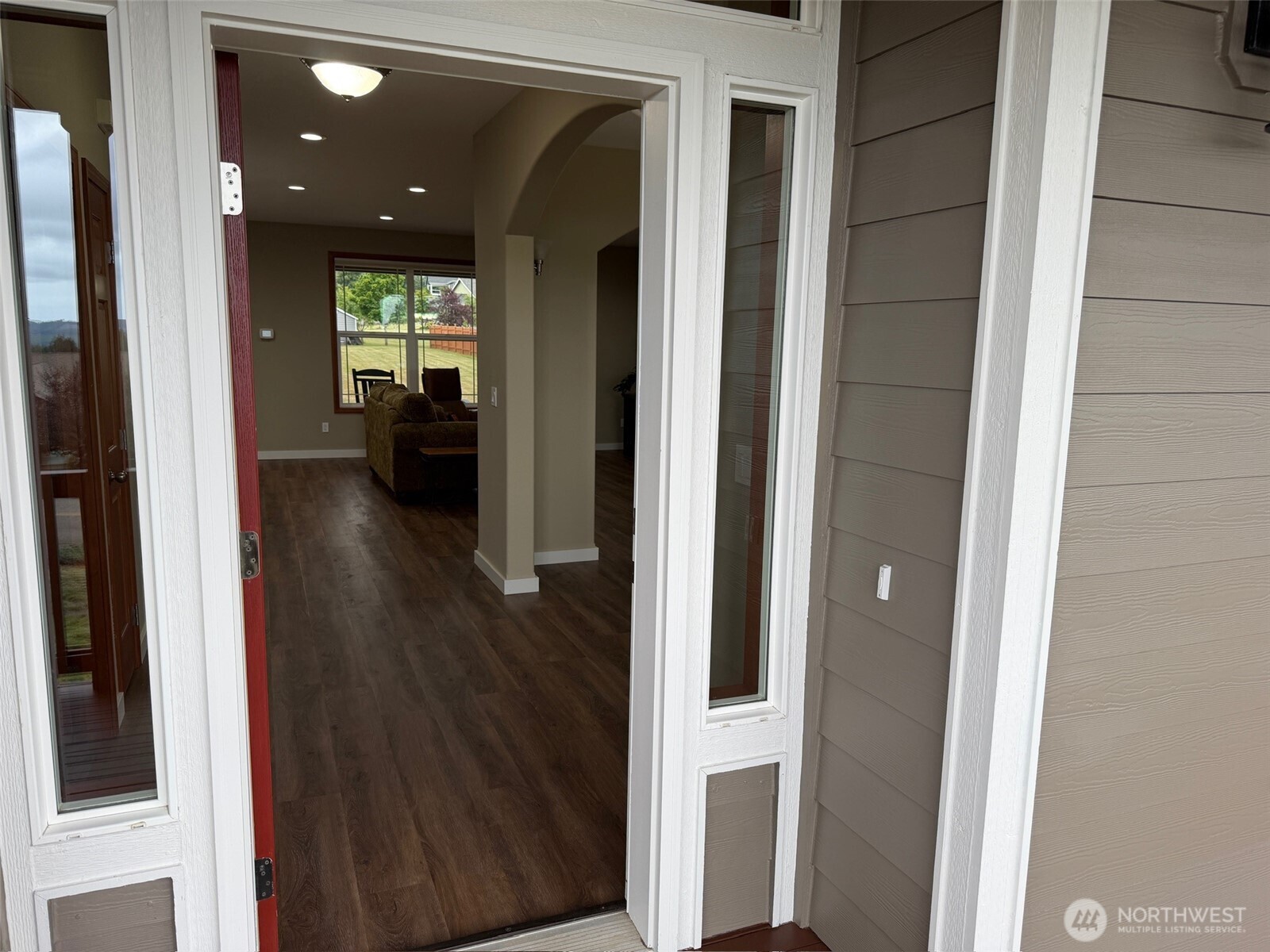 117 Garrett Loop Property Photo 5