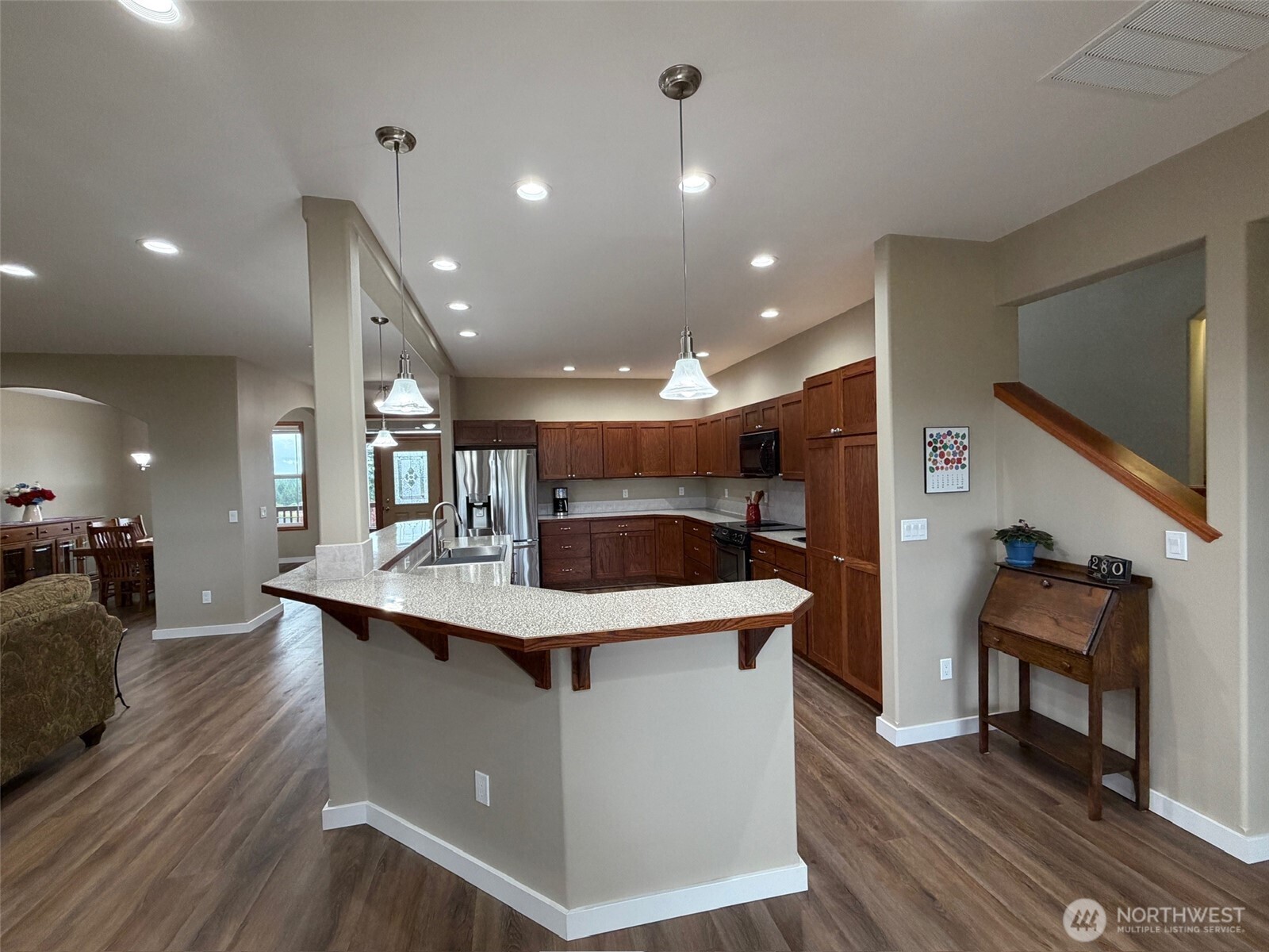 117 Garrett Loop Property Photo 11