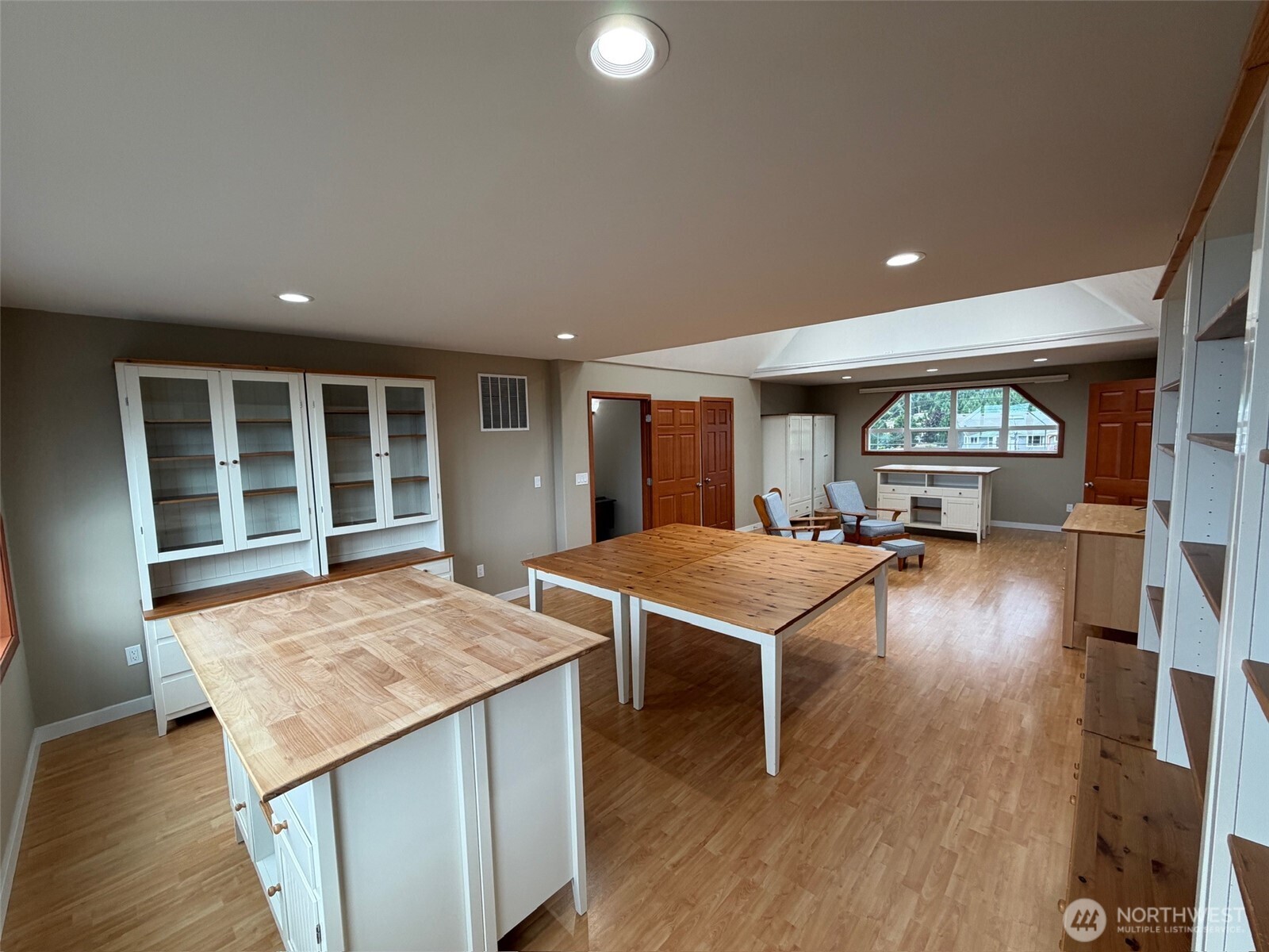 117 Garrett Loop Property Photo 28
