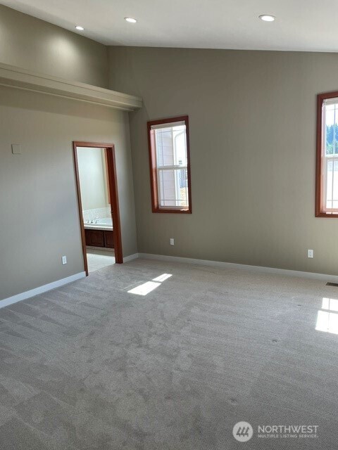 117 Garrett Loop Property Photo 35