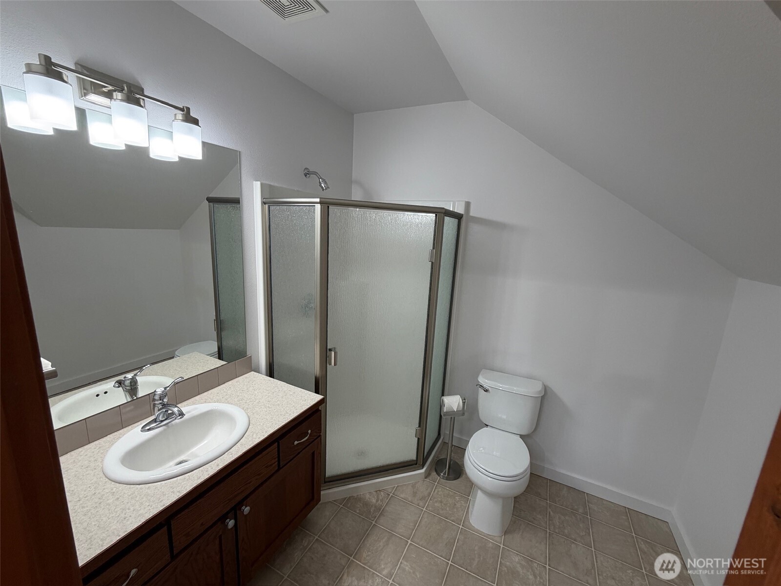 117 Garrett Loop Property Photo 36