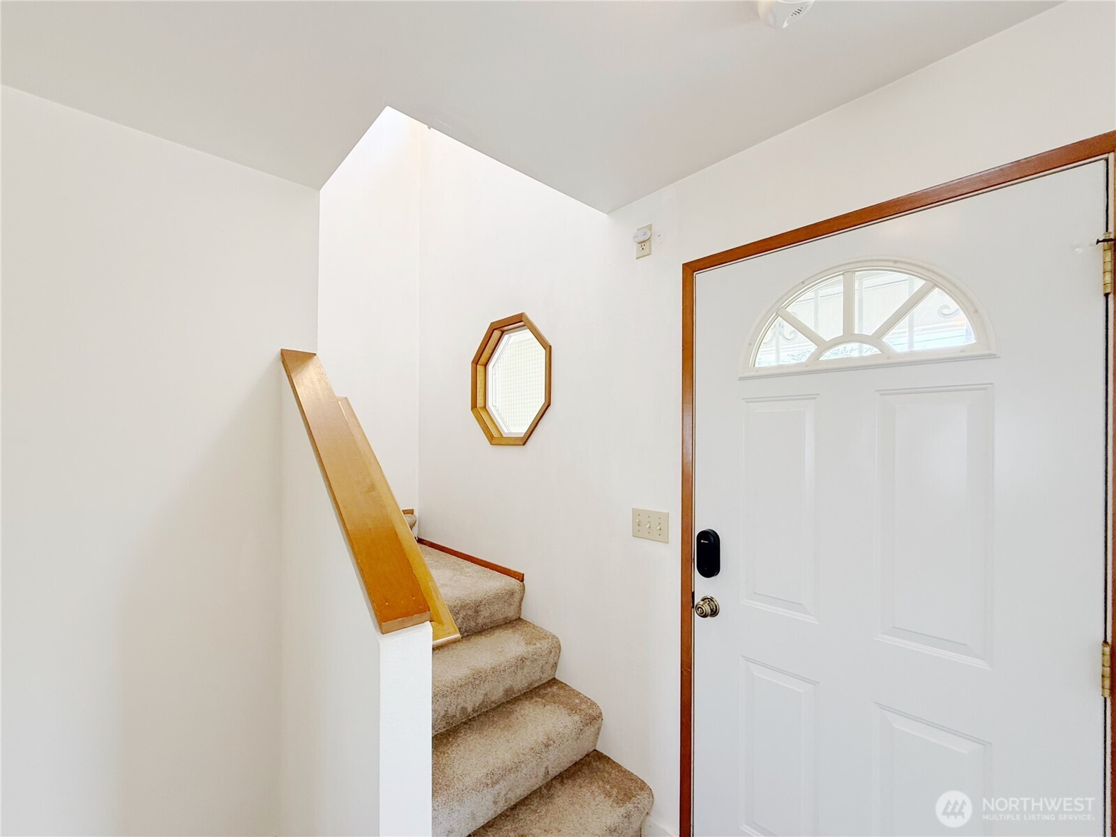 2539 S Graham Property Photo 12