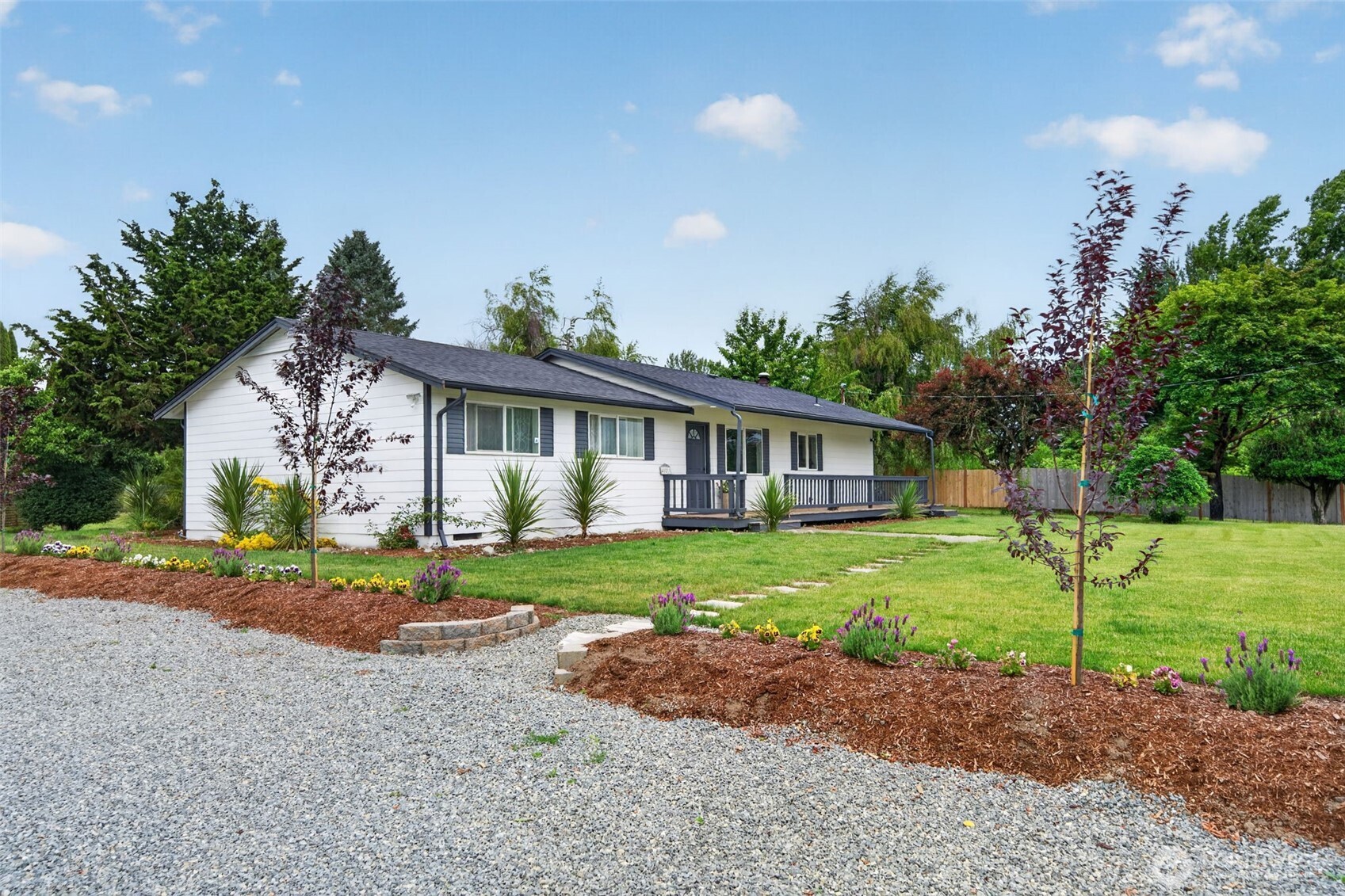40211 212th Avenue Property Photo 5