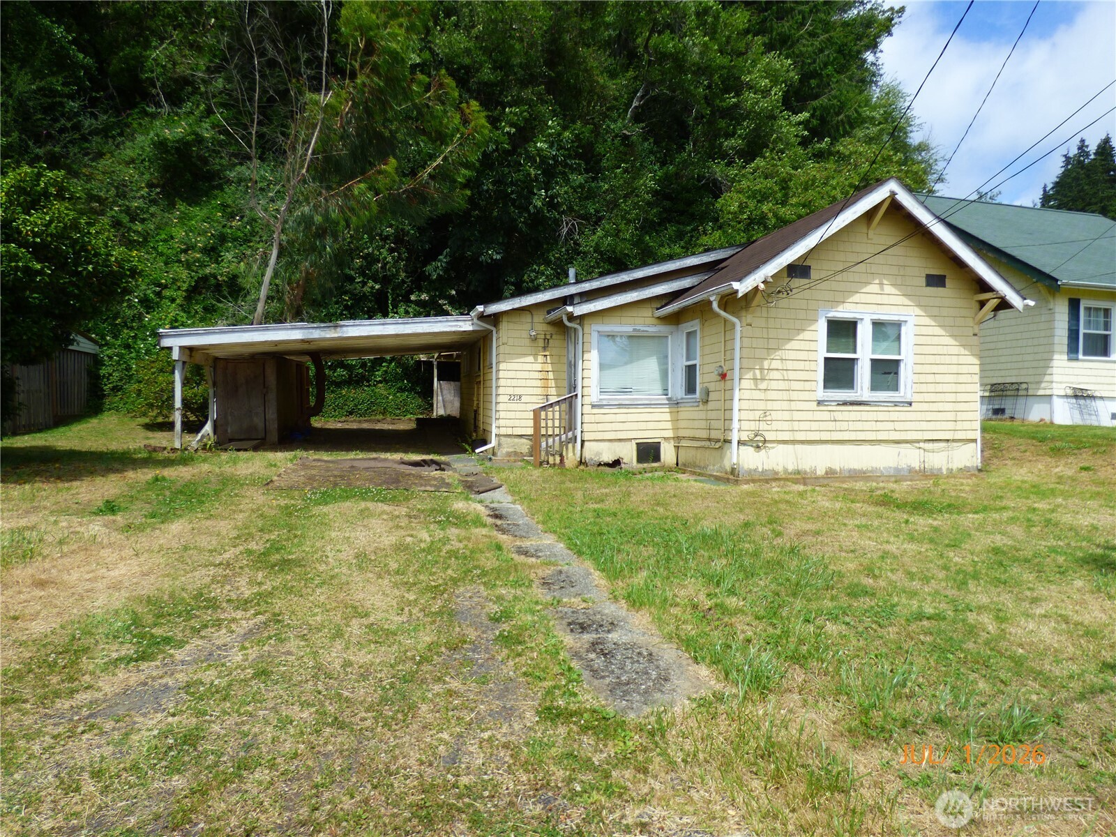 2218 W 5th Street Property Photo 1