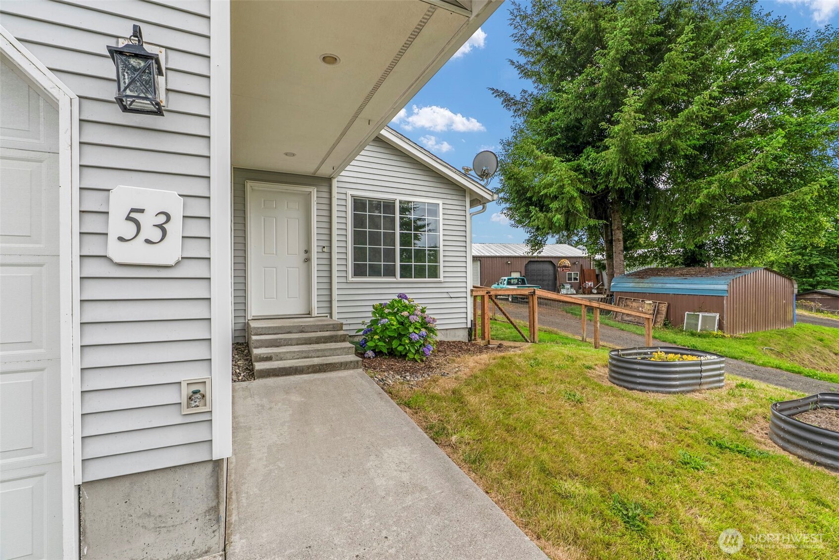 53 Michael St Property Photo 2
