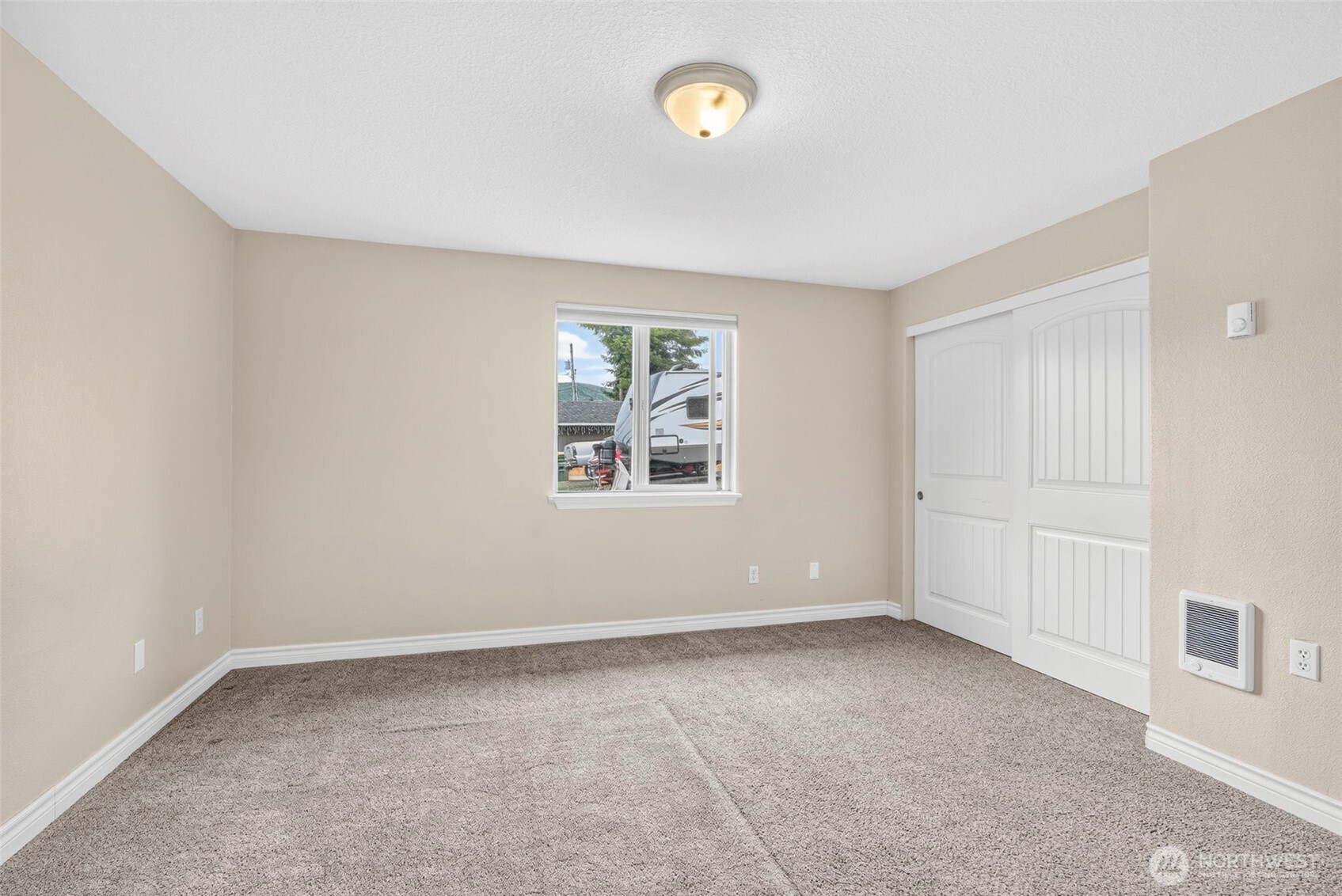 53 Michael St Property Photo 11