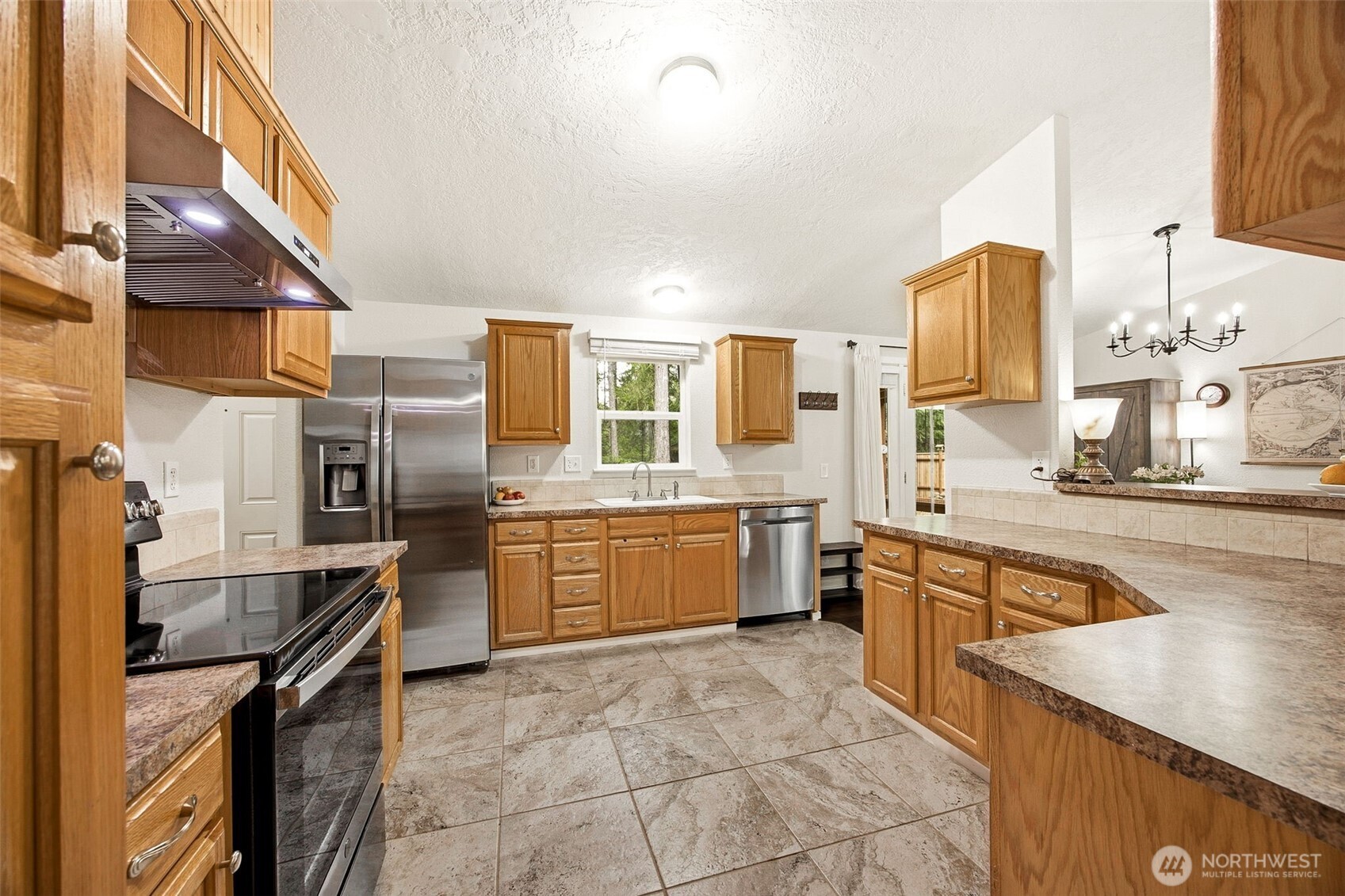 90 N Hamma Hamma Drive Property Photo 4