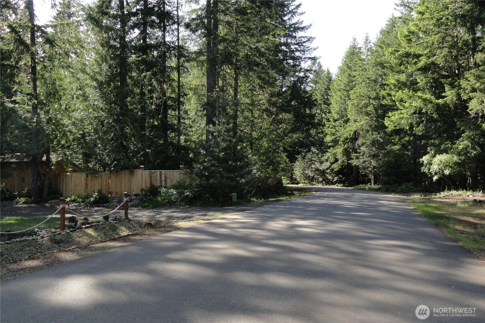 90 N Hamma Hamma Drive Property Photo 23