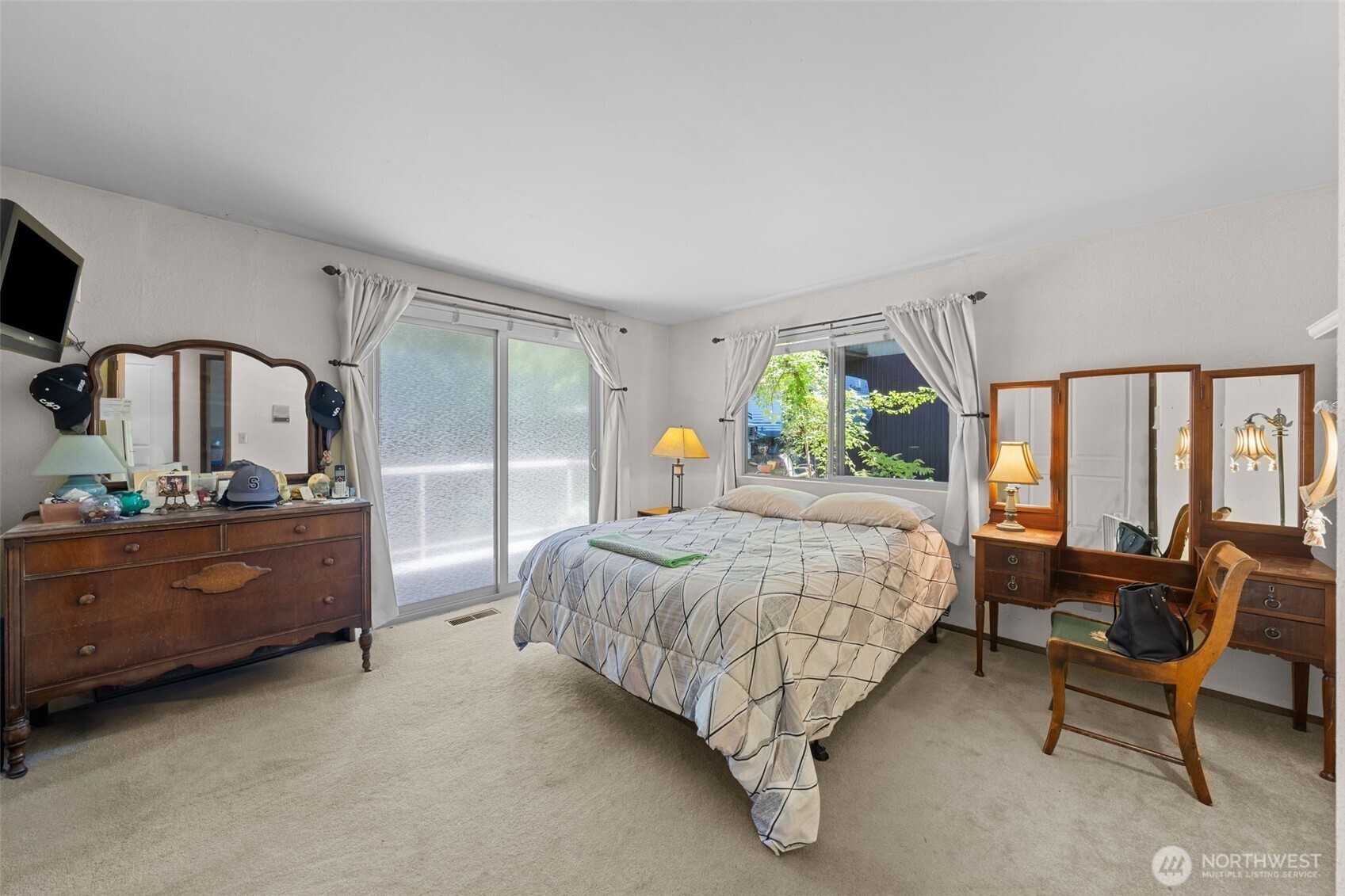 18216 77th Street Property Photo 15