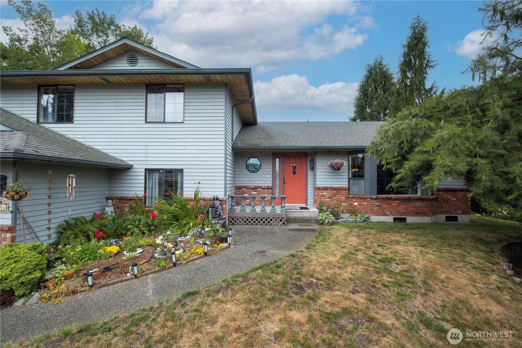 8906 10th Drive Property Photo 36