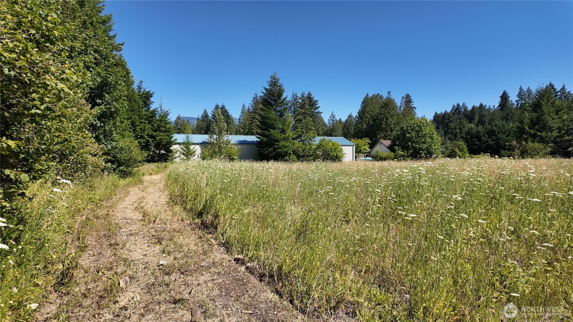 45075 Cedar Street Property Photo 13
