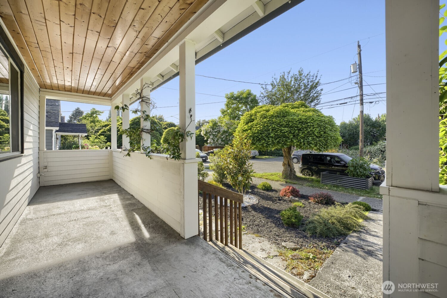 1025 S Donovan Street Property Photo 4