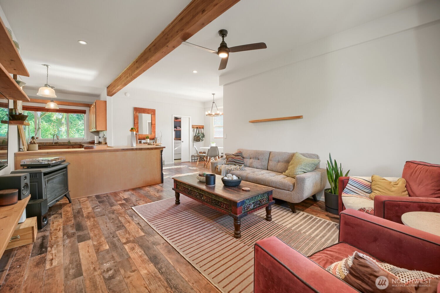 1025 S Donovan Street Property Photo 5