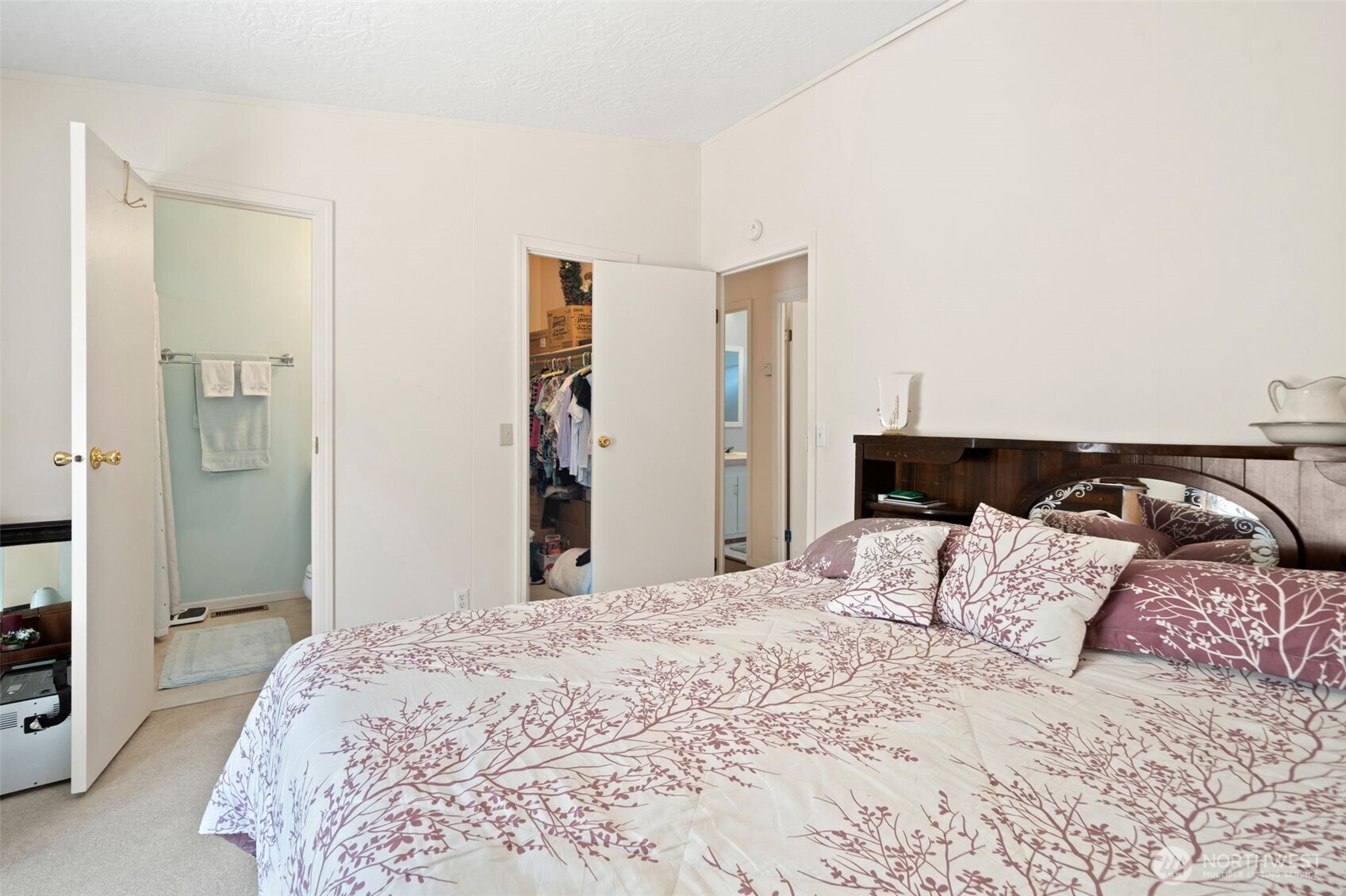 60 E Crimson Peak Road Property Photo 12