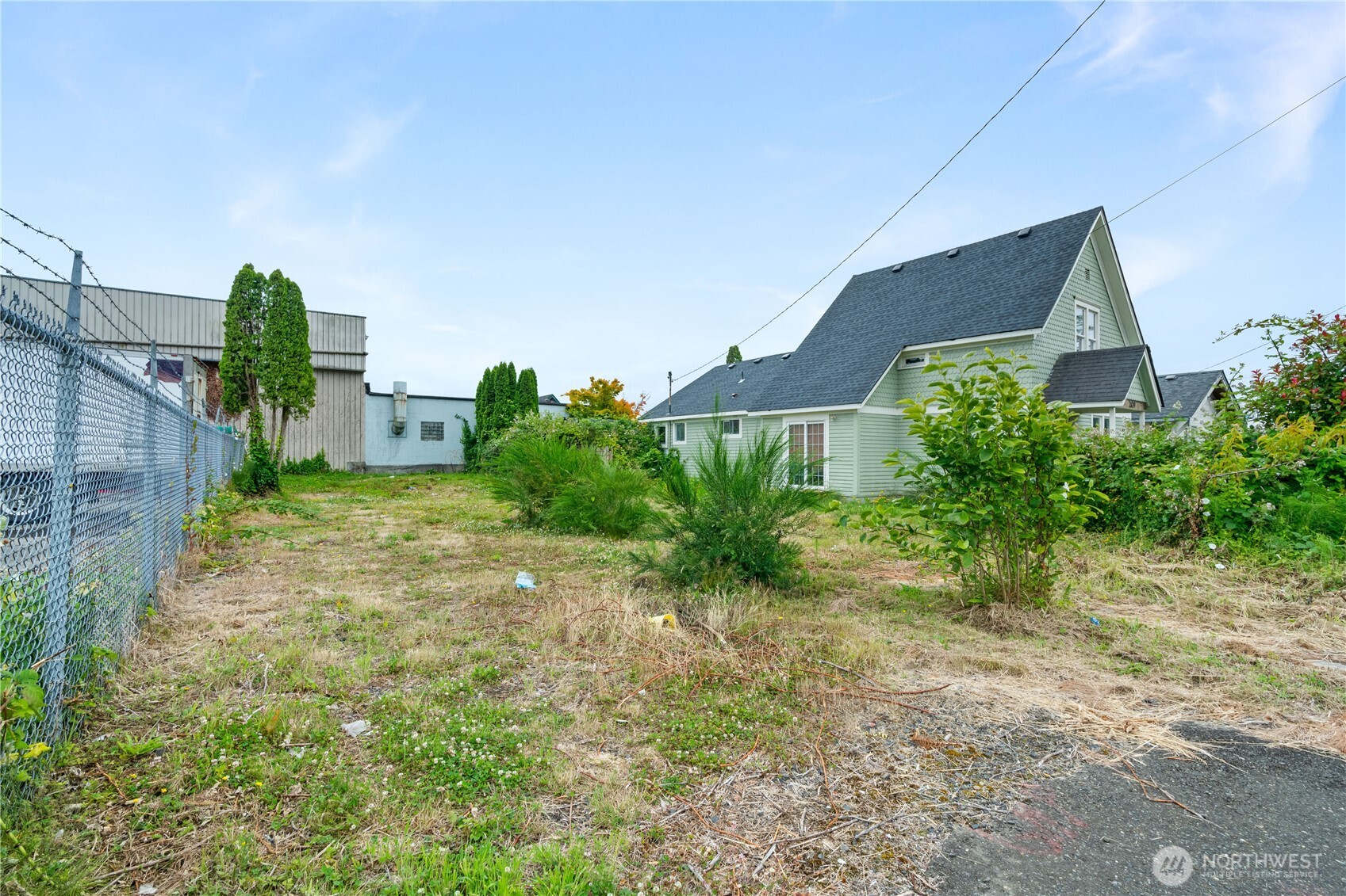 205 5th Street Property Photo 1