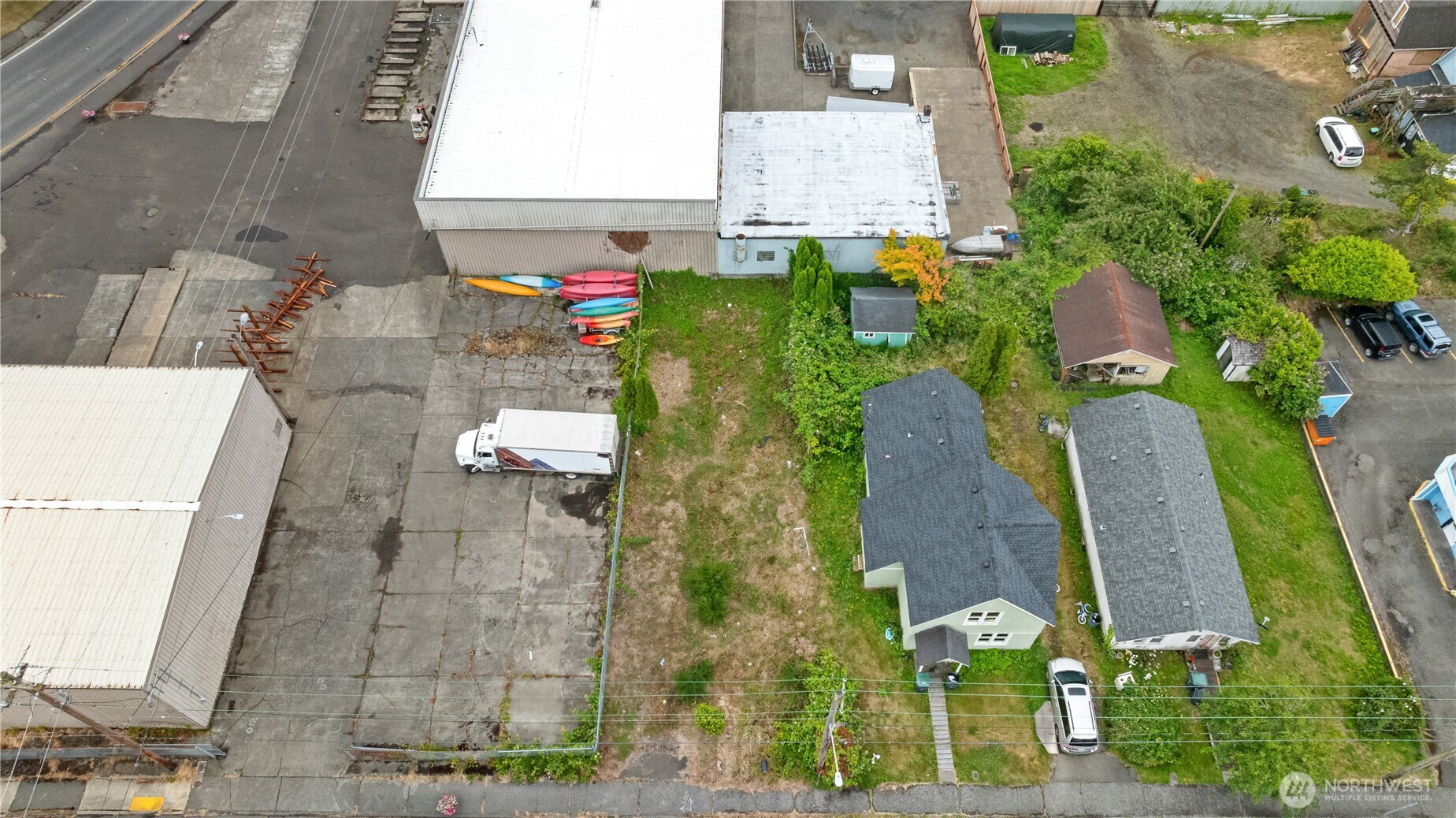 205 5th Street Property Photo 7
