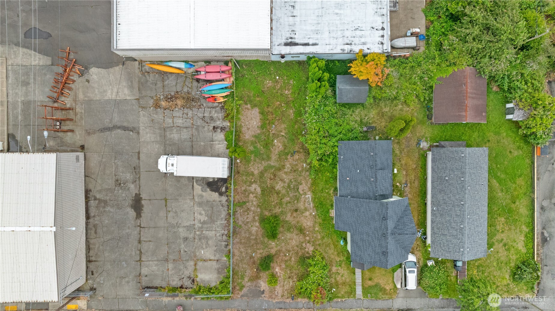 205 5th Street Property Photo 8