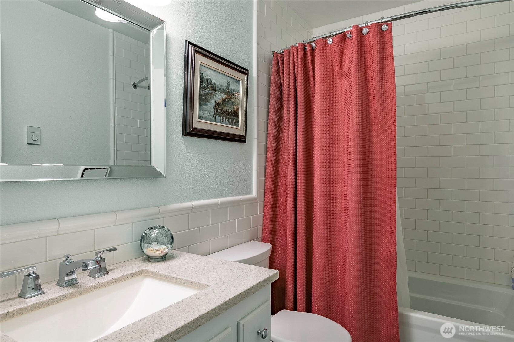 8209 Comox Road Property Photo 12