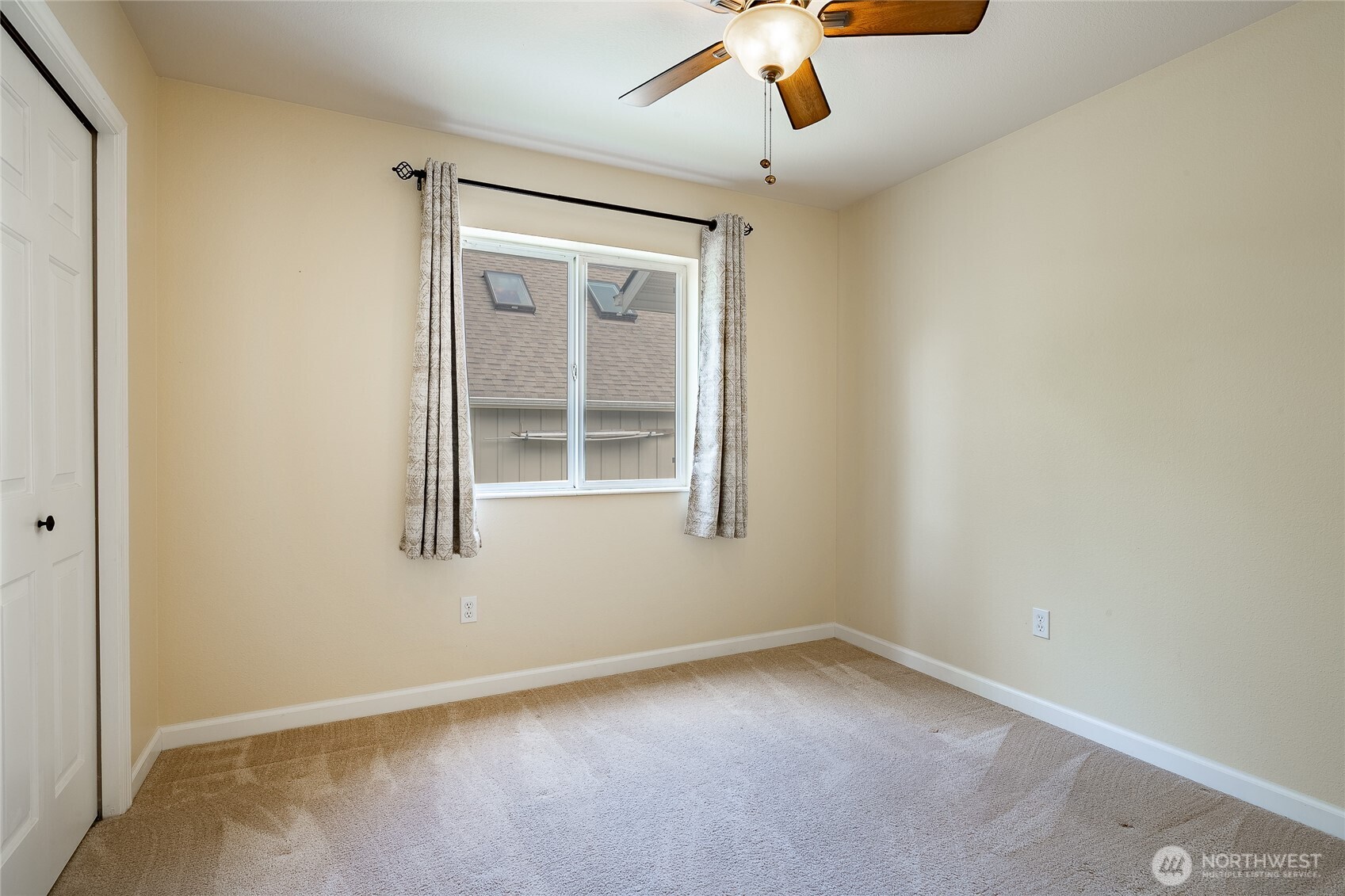 8209 Comox Road Property Photo 14