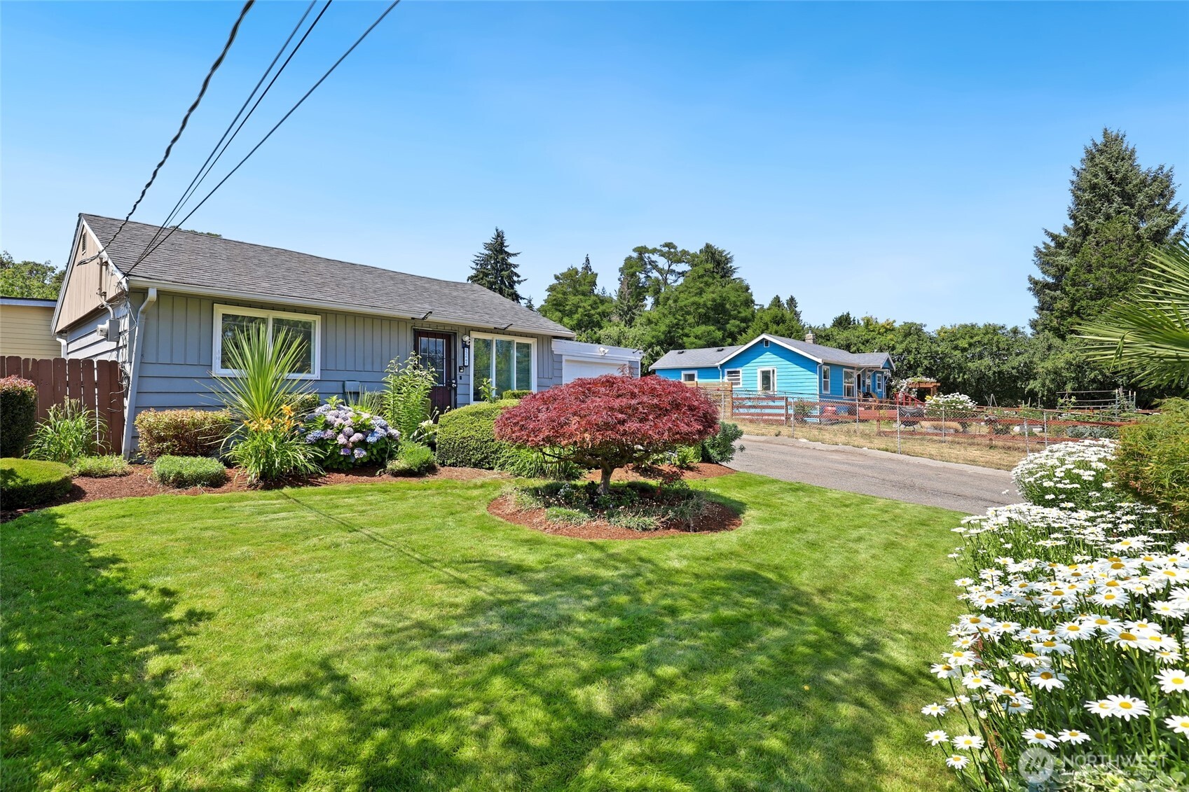 13441 10th Avenue Property Photo 4