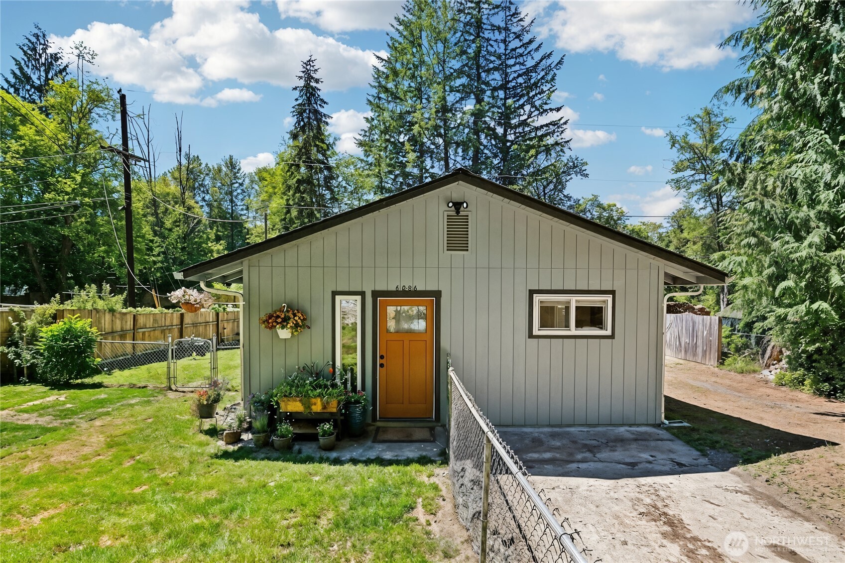 6026 Scherrer Road Property Photo 1