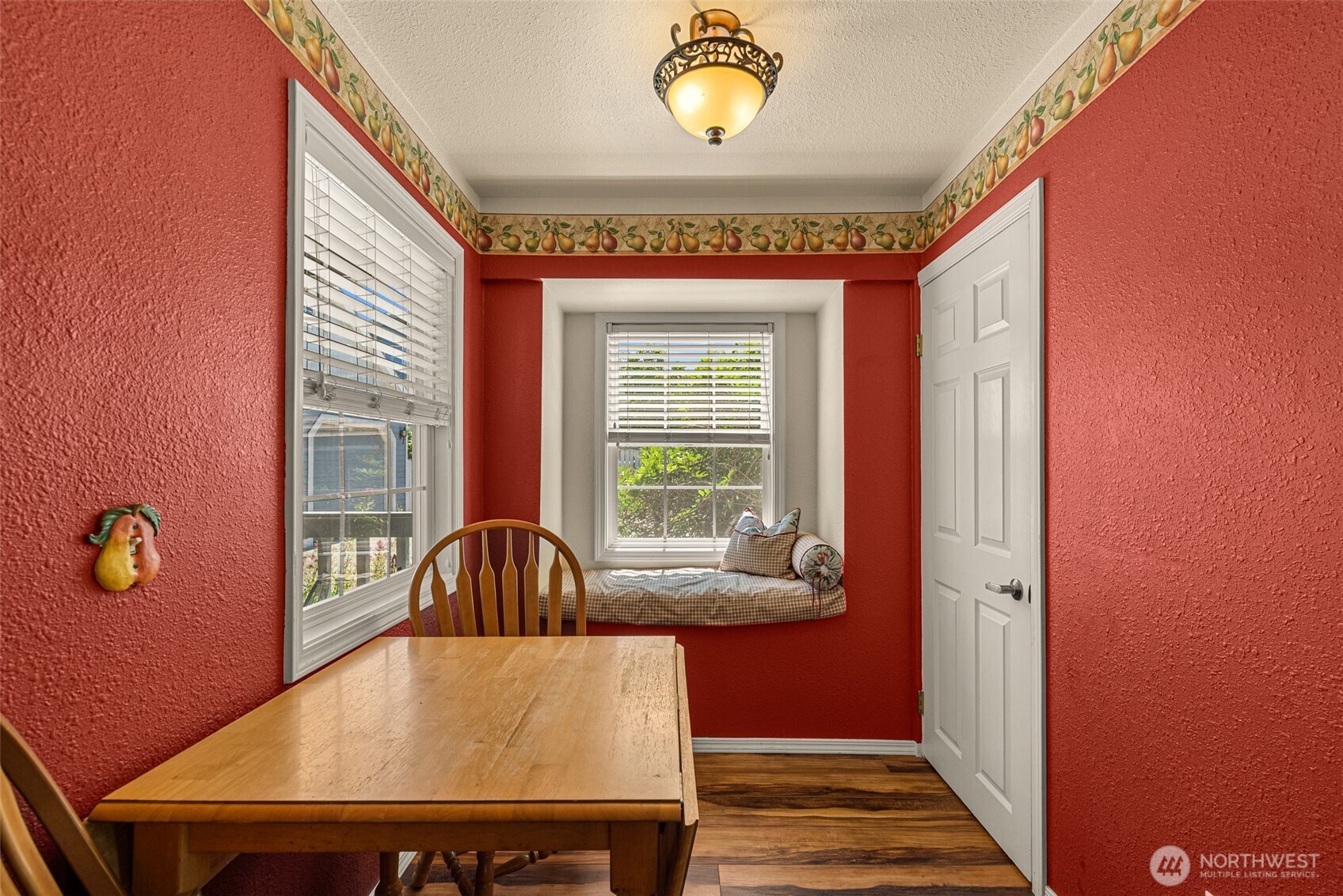 3 Summercreek Place Property Photo 15