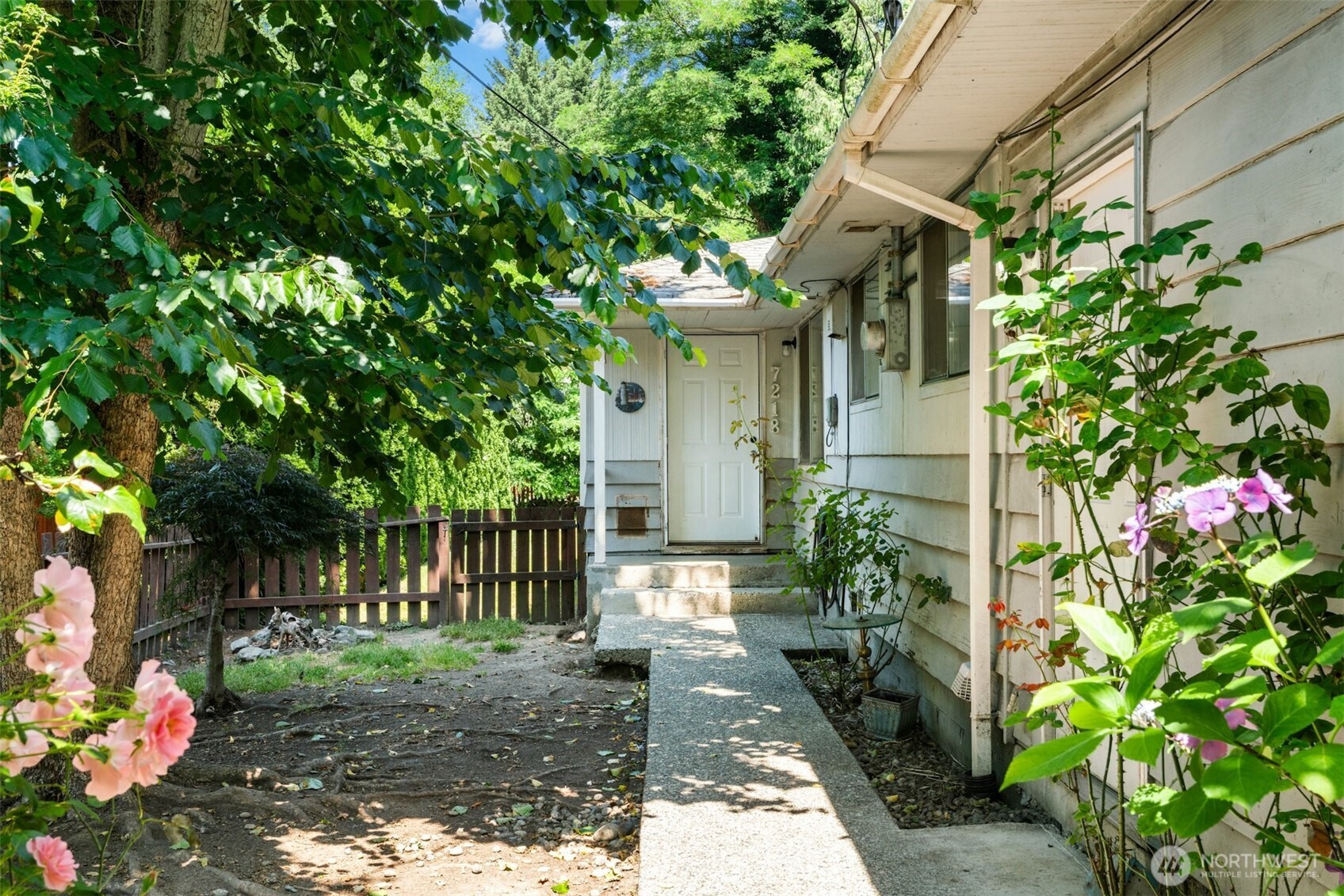 7218 Ne 155th Street Property Photo 4