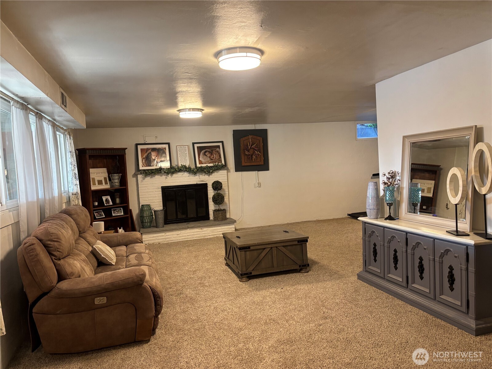 610 S 71st Avenue Property Photo 19