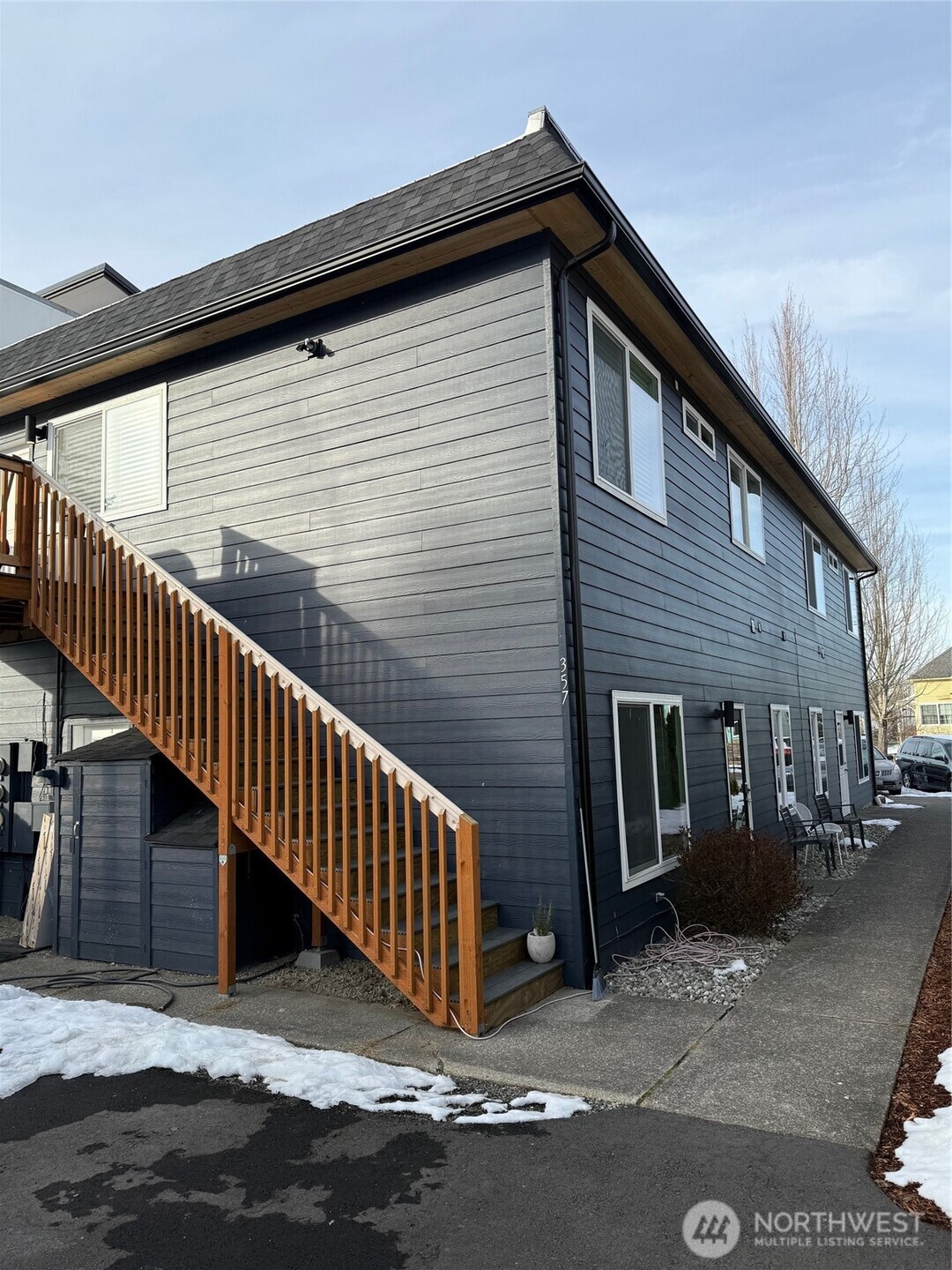 357 Martin Street Property Photo 9