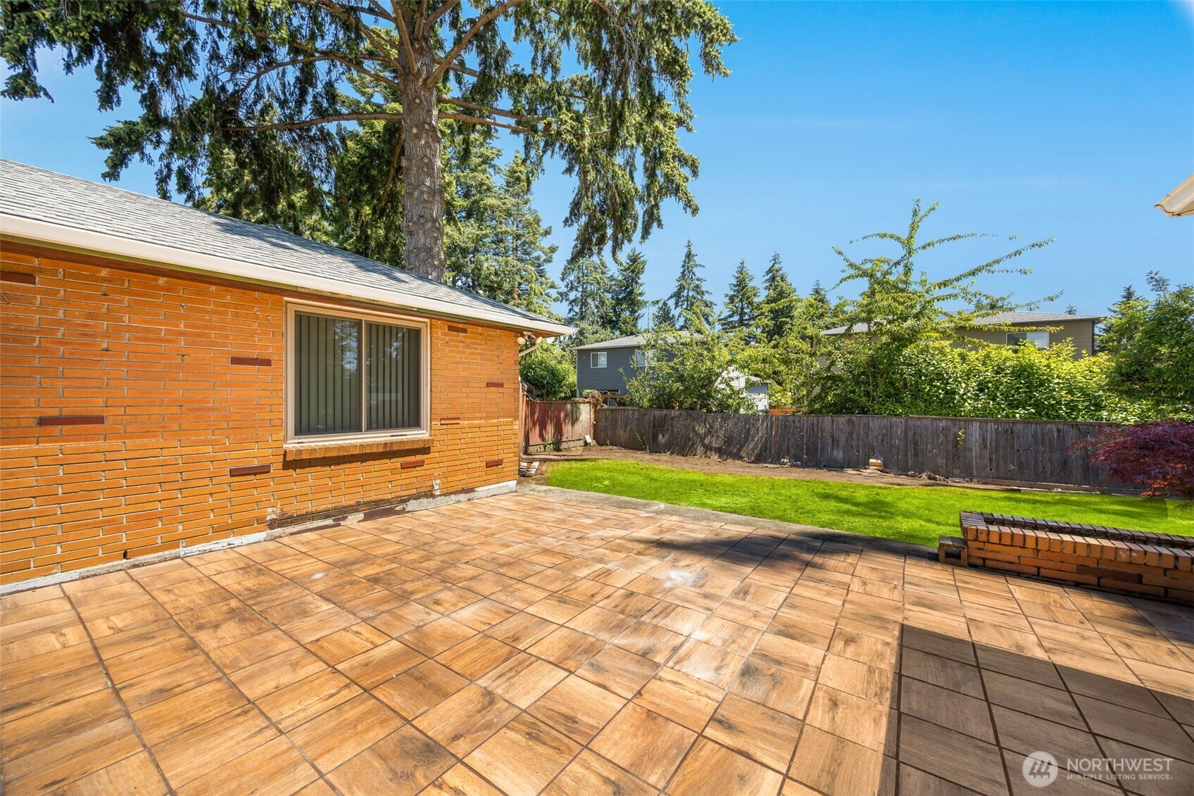 24608 Marine View Drive Property Photo 17