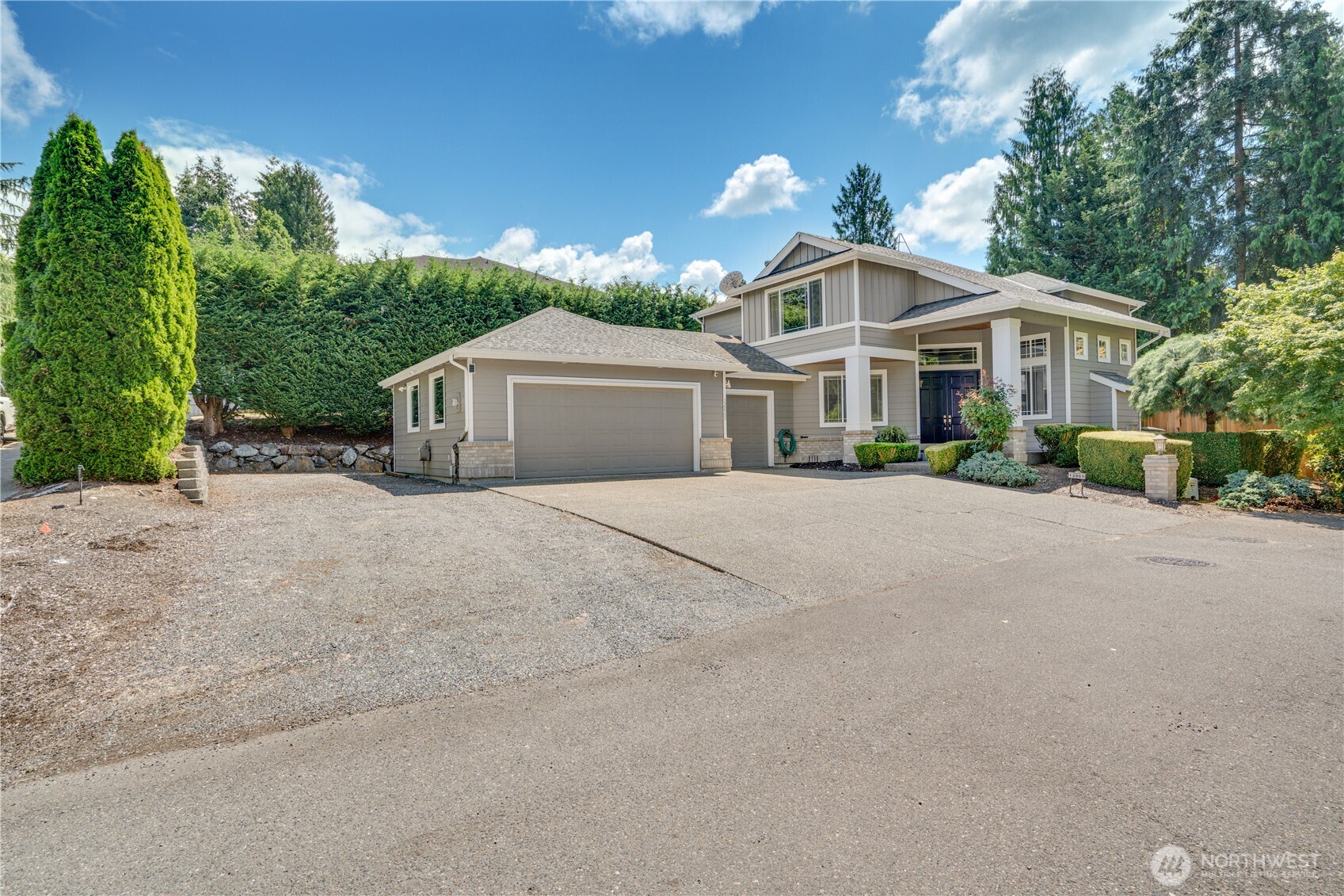 12865 SE 47th Place Property Photo 1