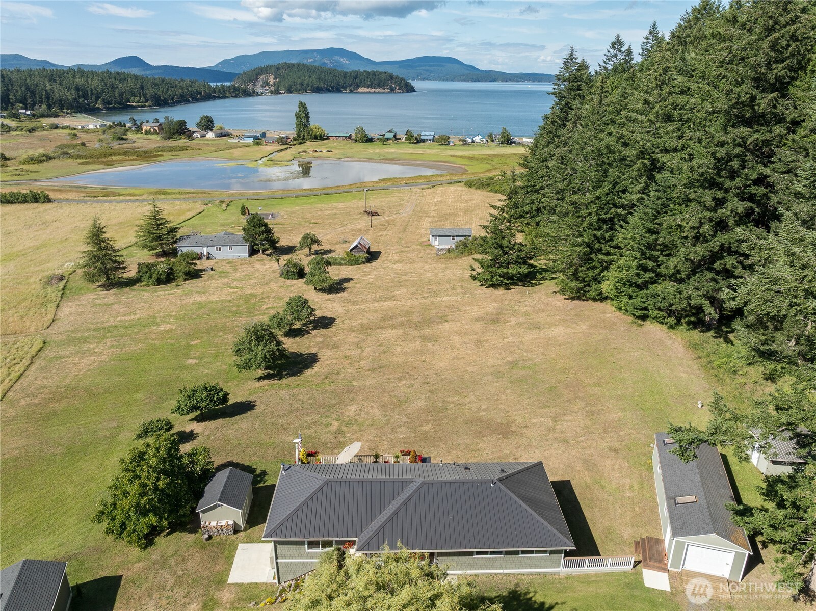 103 Less Traveled Road Property Photo 28
