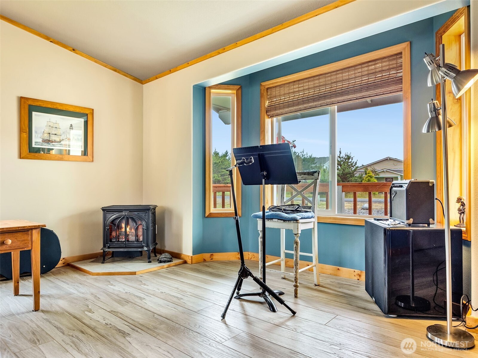 30406 H Street Property Photo 4