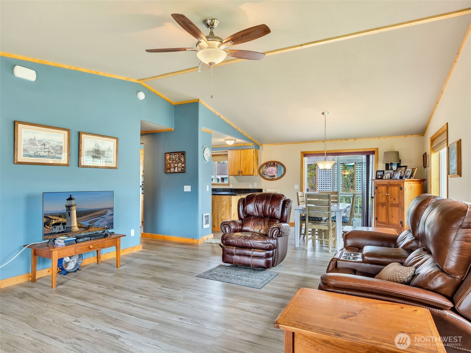 30406 H Street Property Photo 5