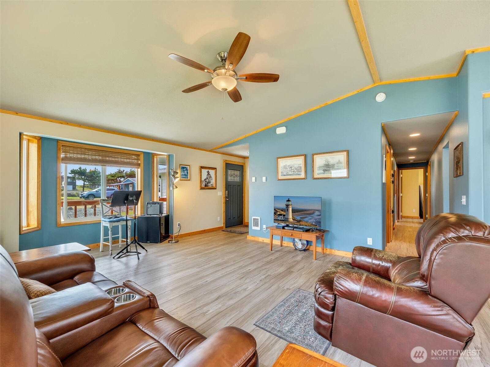 30406 H Street Property Photo 6