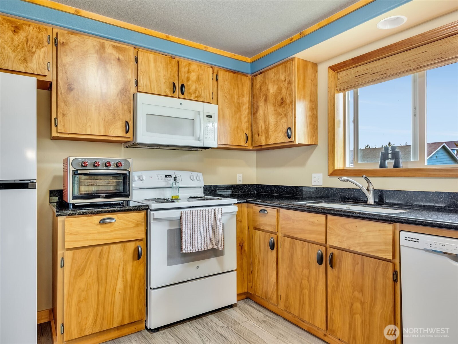 30406 H Street Property Photo 11