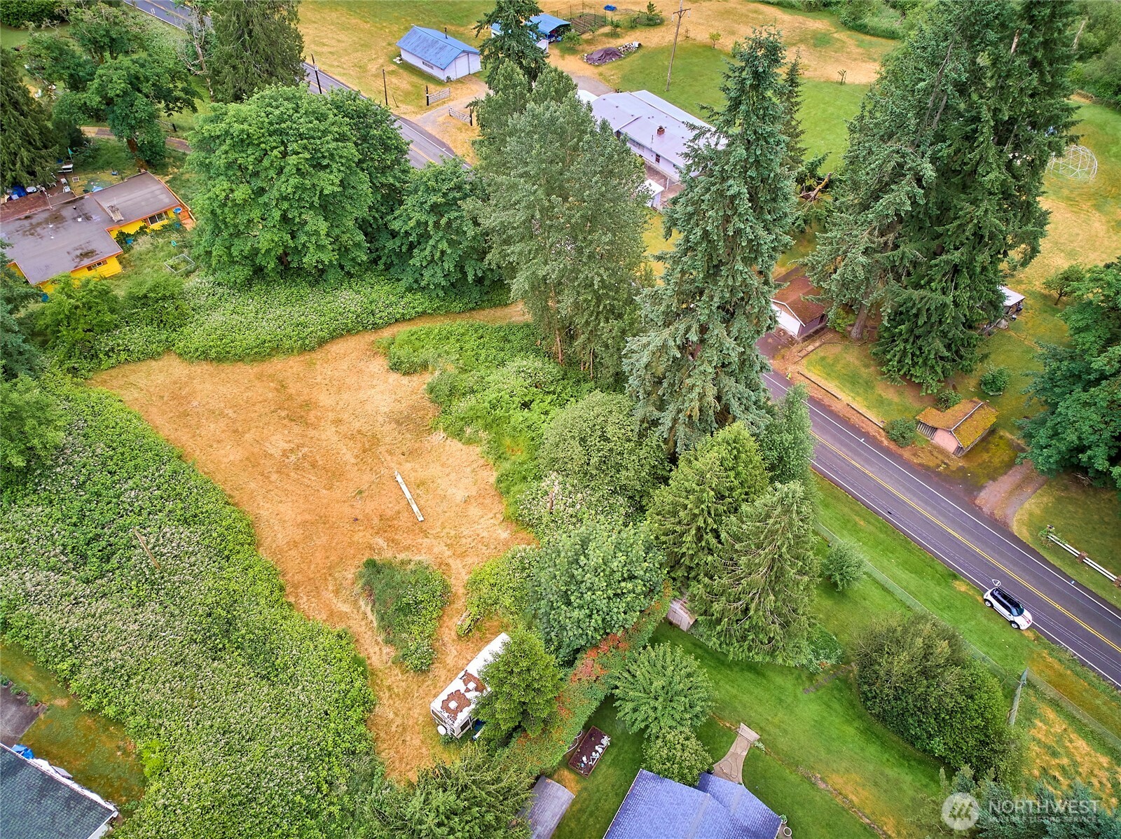 16712 Se May Valley Road Property Photo 5