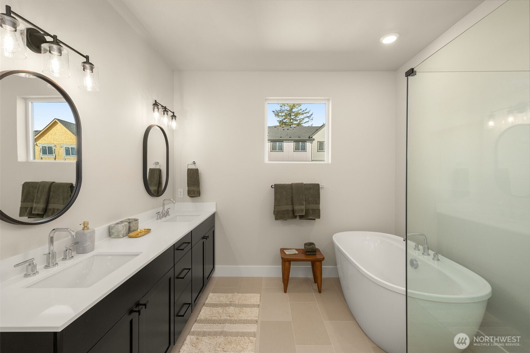 434 222nd Place Property Photo 14
